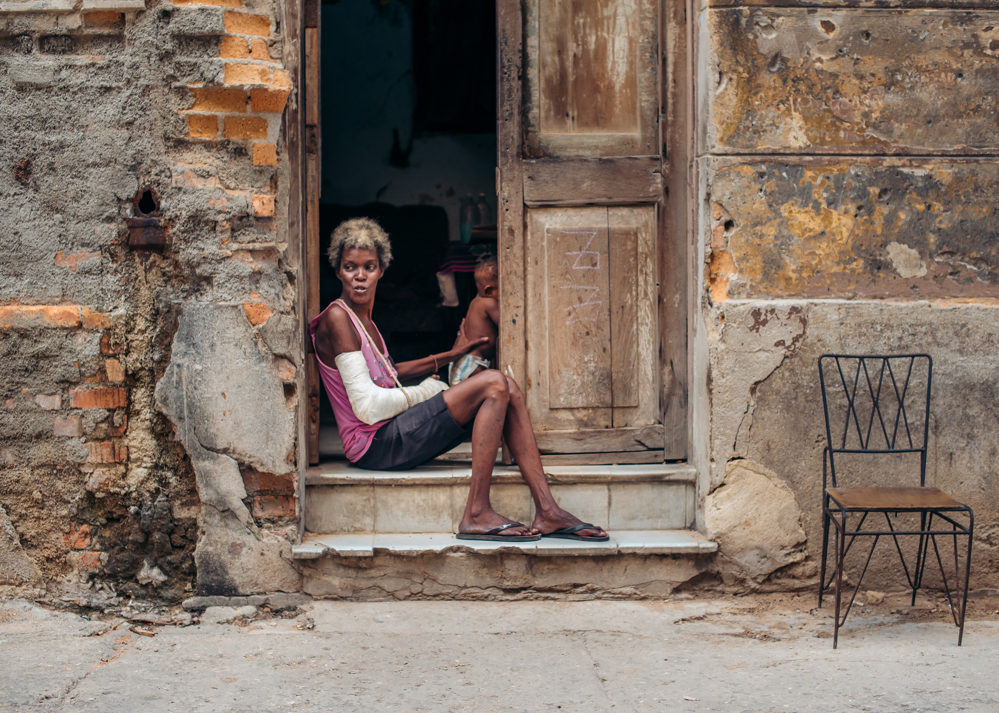 Mother and son in La Habana, Cuba