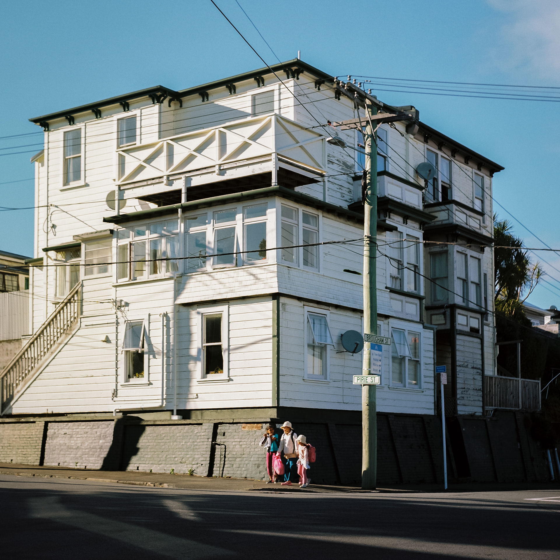 77 Brougham Street (Portra160)