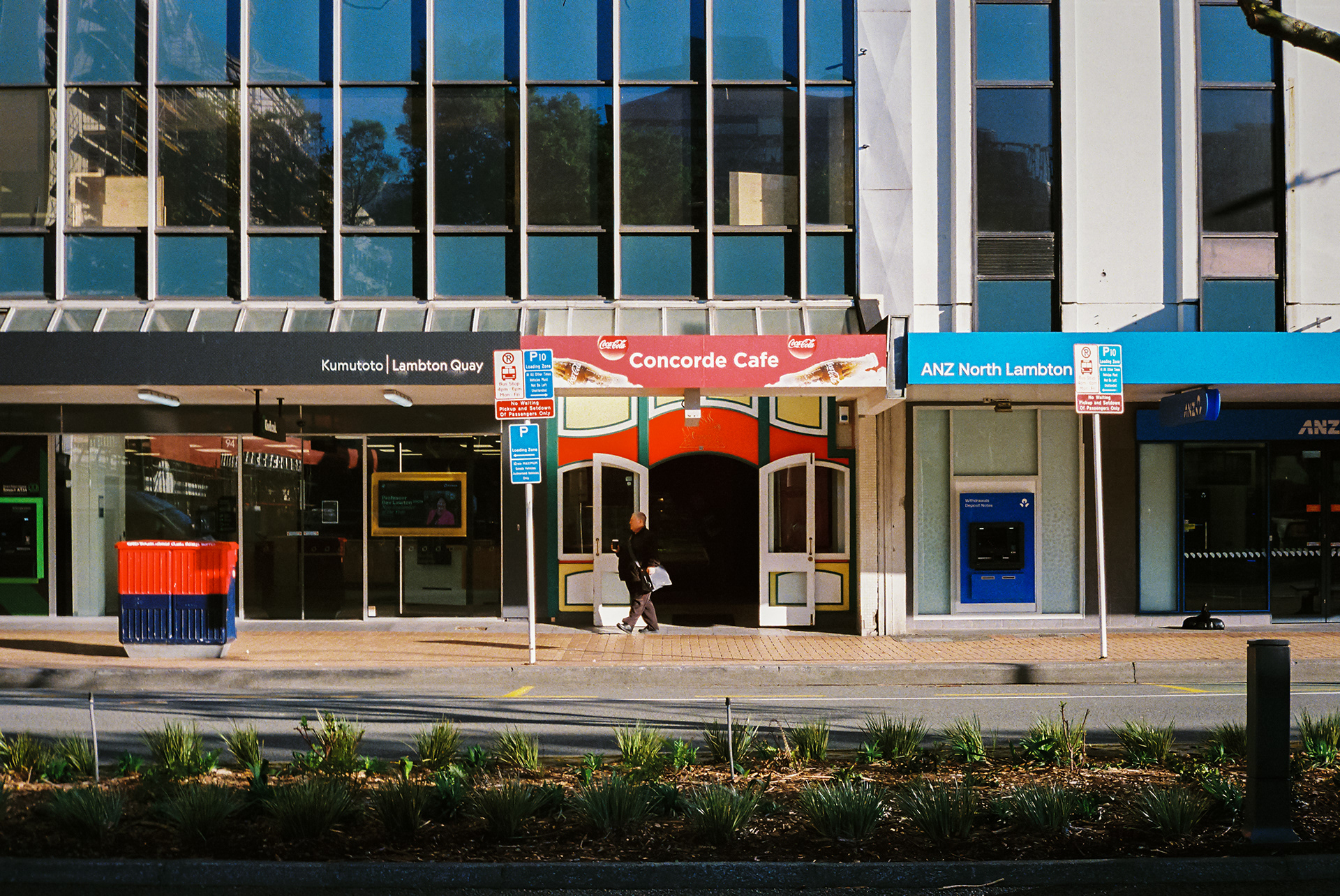 92 Lambton Quay (Fuji Film 400)