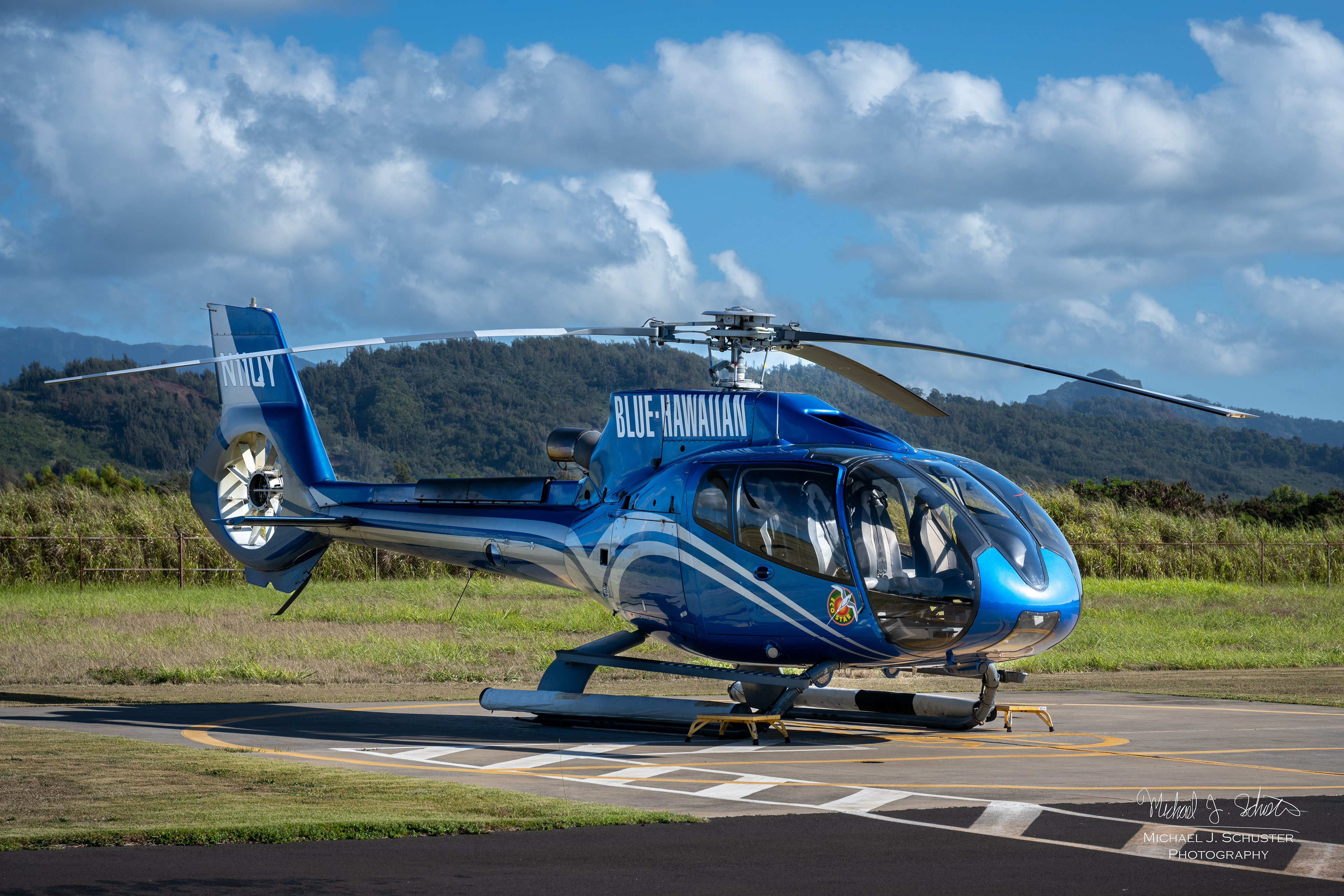 Helicopter on Maui, 2022