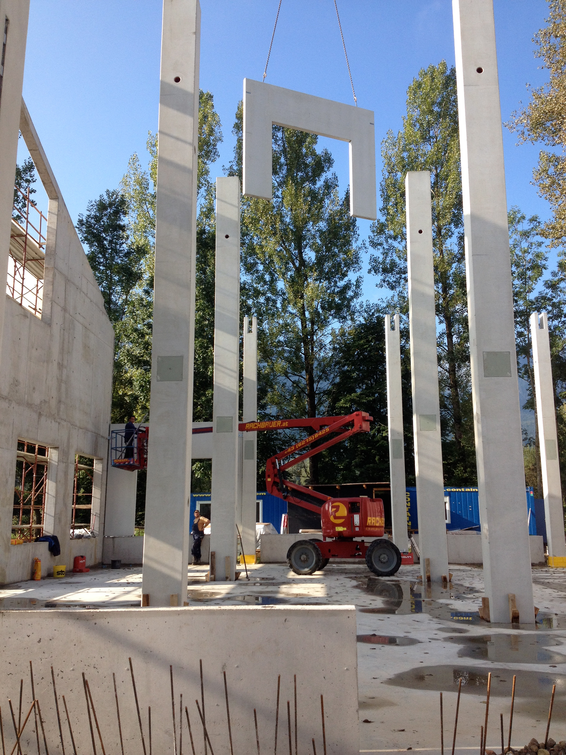 Baustellen der Firma Komperdell in Mondsee, Salzburg Umgebung.