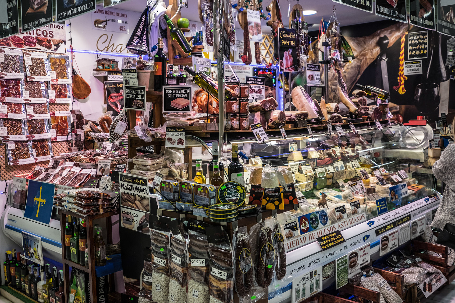 El Fontan its a food market located in a 1885 protected building. Oviedo, Spain