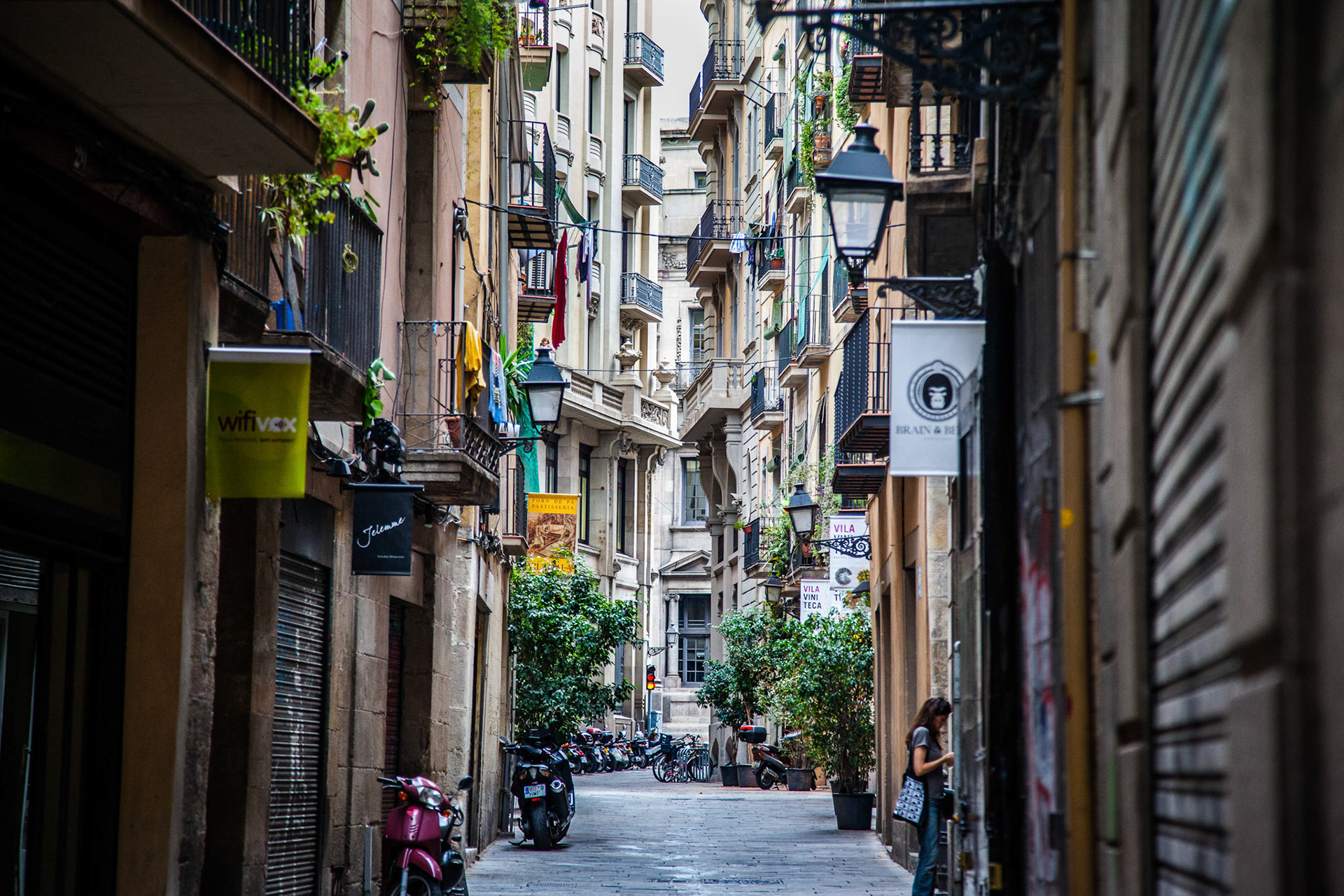 Narrow street in El Born, Barcelona, Spain