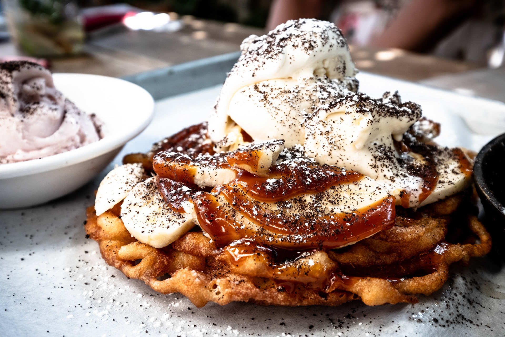 Big dessert at Porco Rosso, Roma Norte, CDMX,