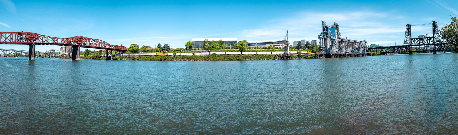 View of Willamette River, Steel and Broadway Bridge Portland Oregon