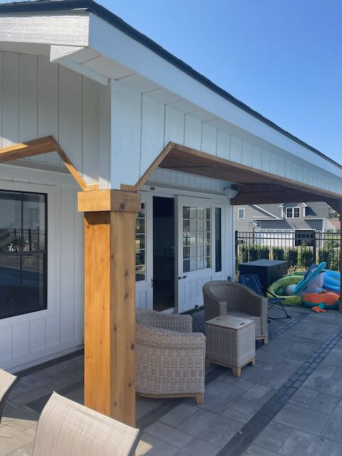 POOL HOUSE CEDAR COLUMN WRAPS, BEAM WRAPS, AND CEILING PANELS