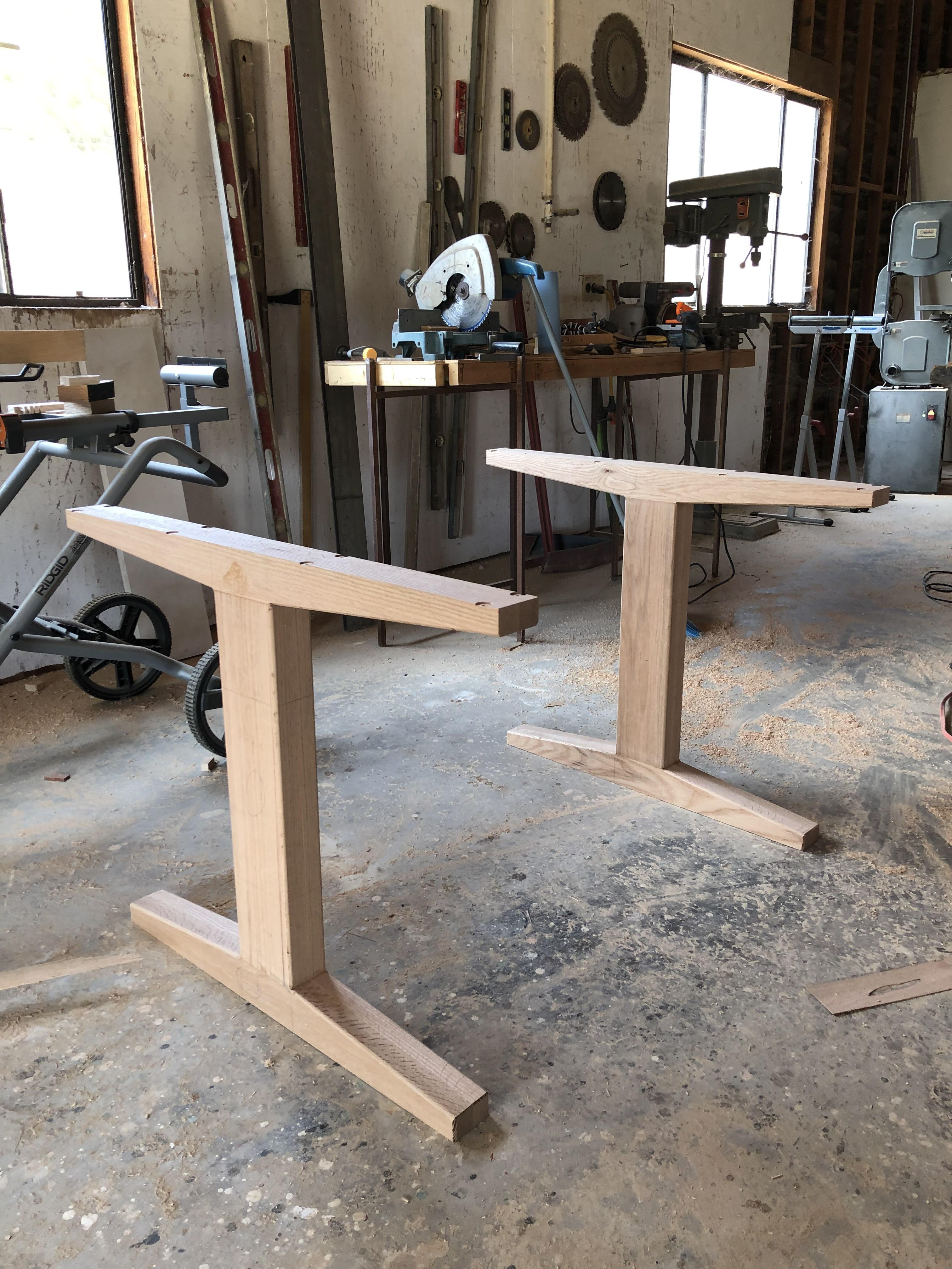 BESPOKE RED OAK TRESTLE TABLE 