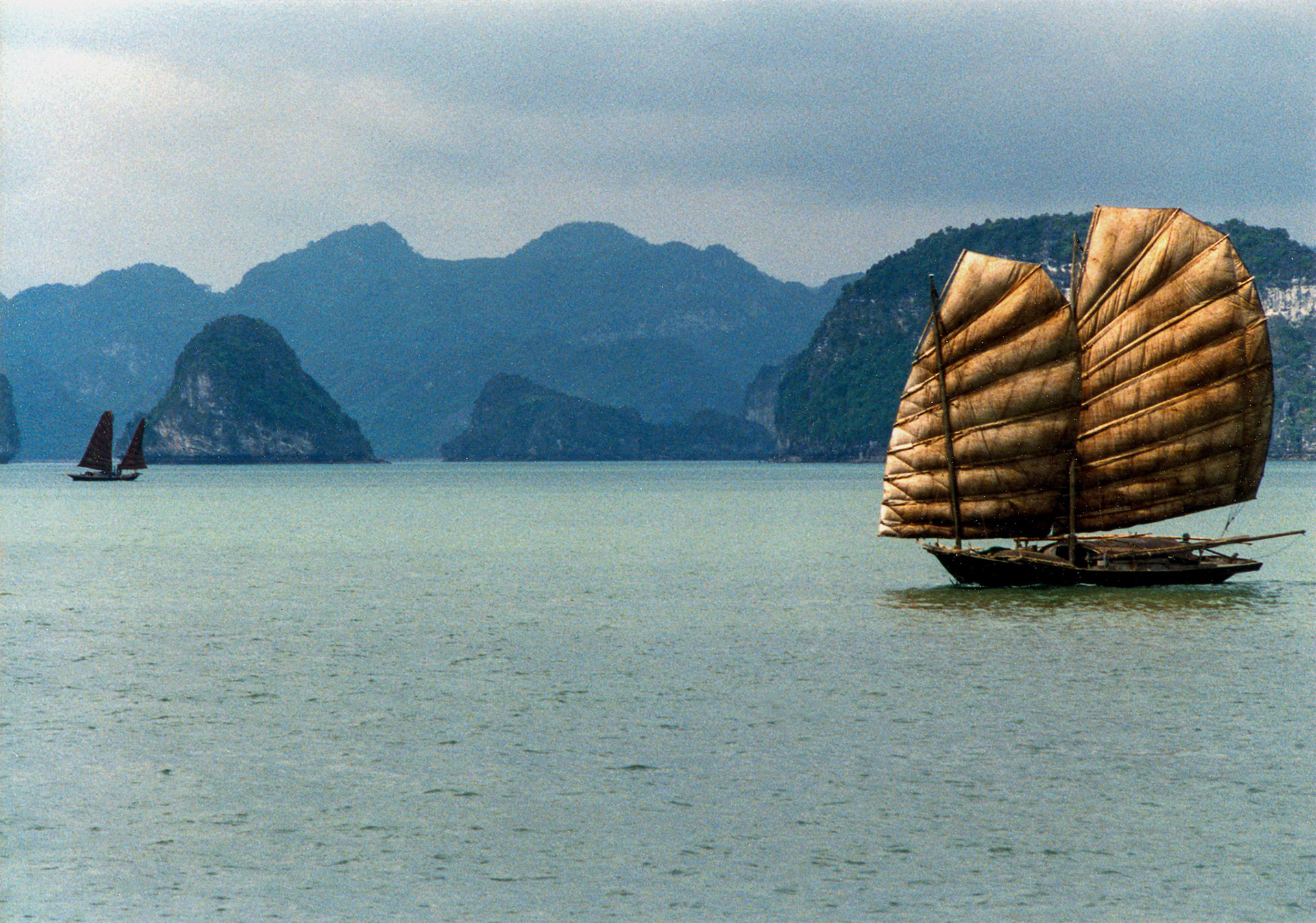 Baie d'Halong 1990