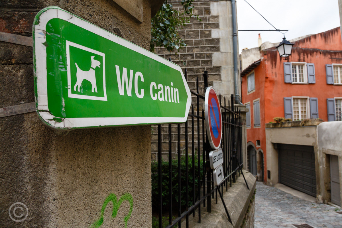Dog toilet, Le Puy-en-Velay, France