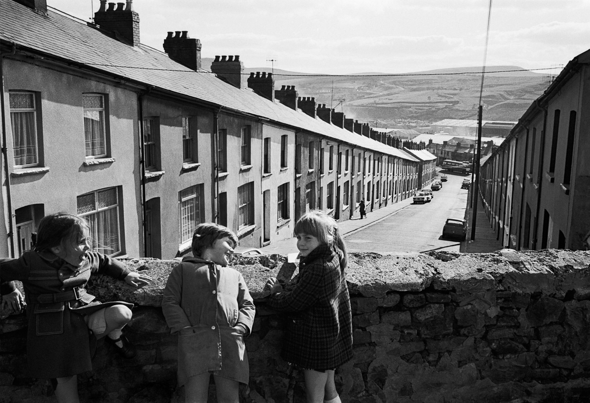 Children playing in Rhymney. South Wales, 1975