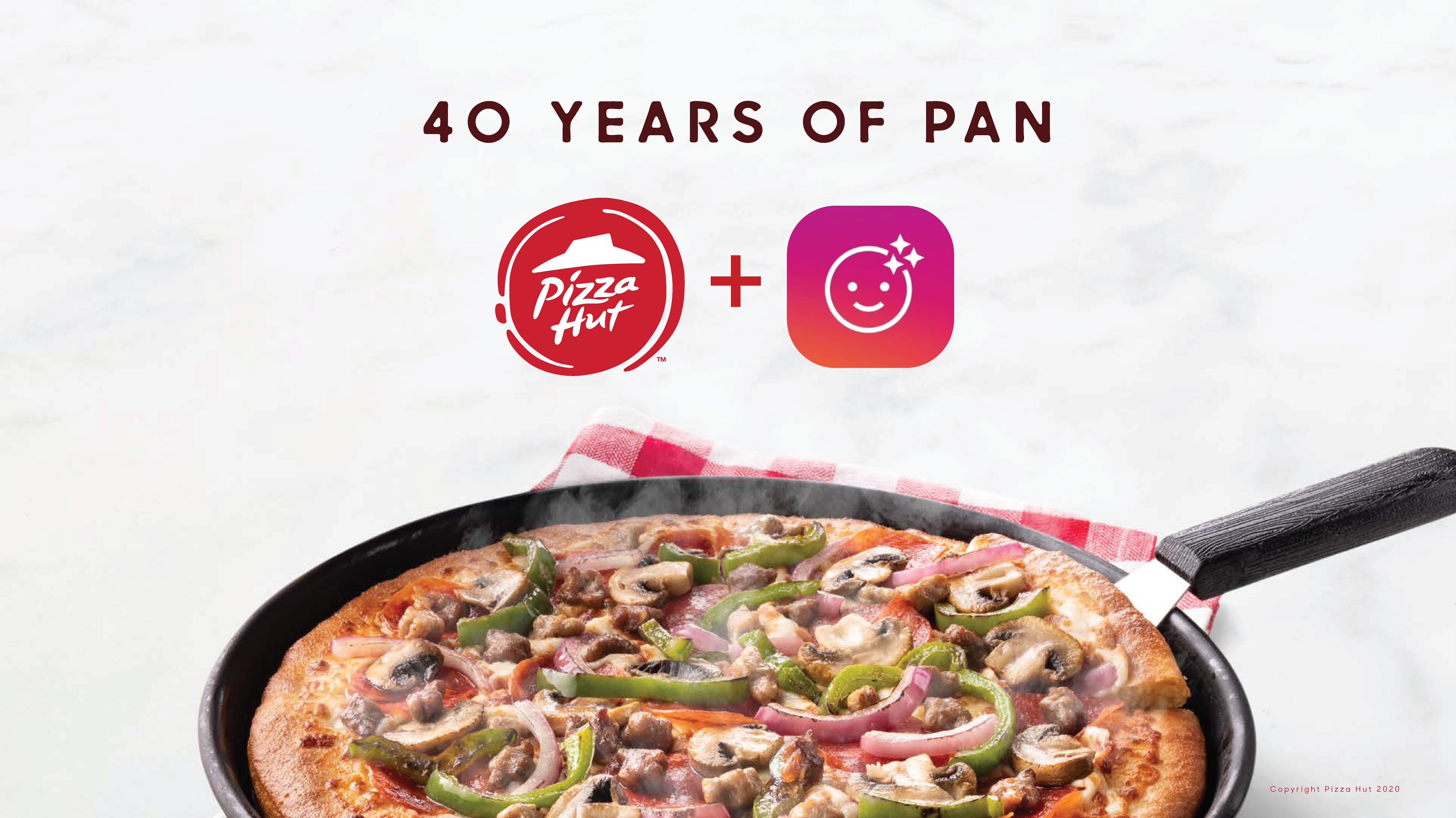 Down. Set. Pizza Hut, Hut! Pizza Hut® Debuts Playable Flick