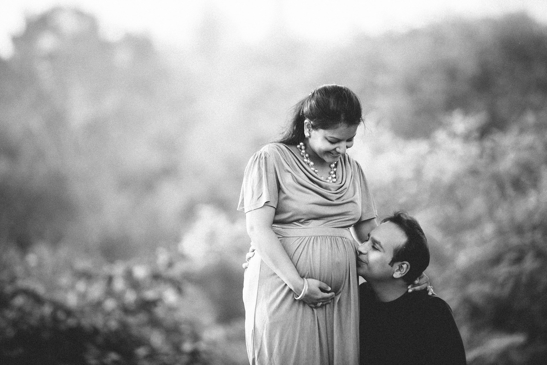 Maternity photographer INDIA
