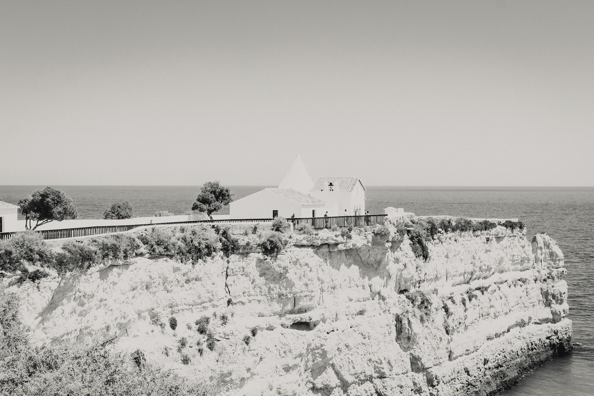 Die Igreja de Nossa Senhora da Rocha bei Porches