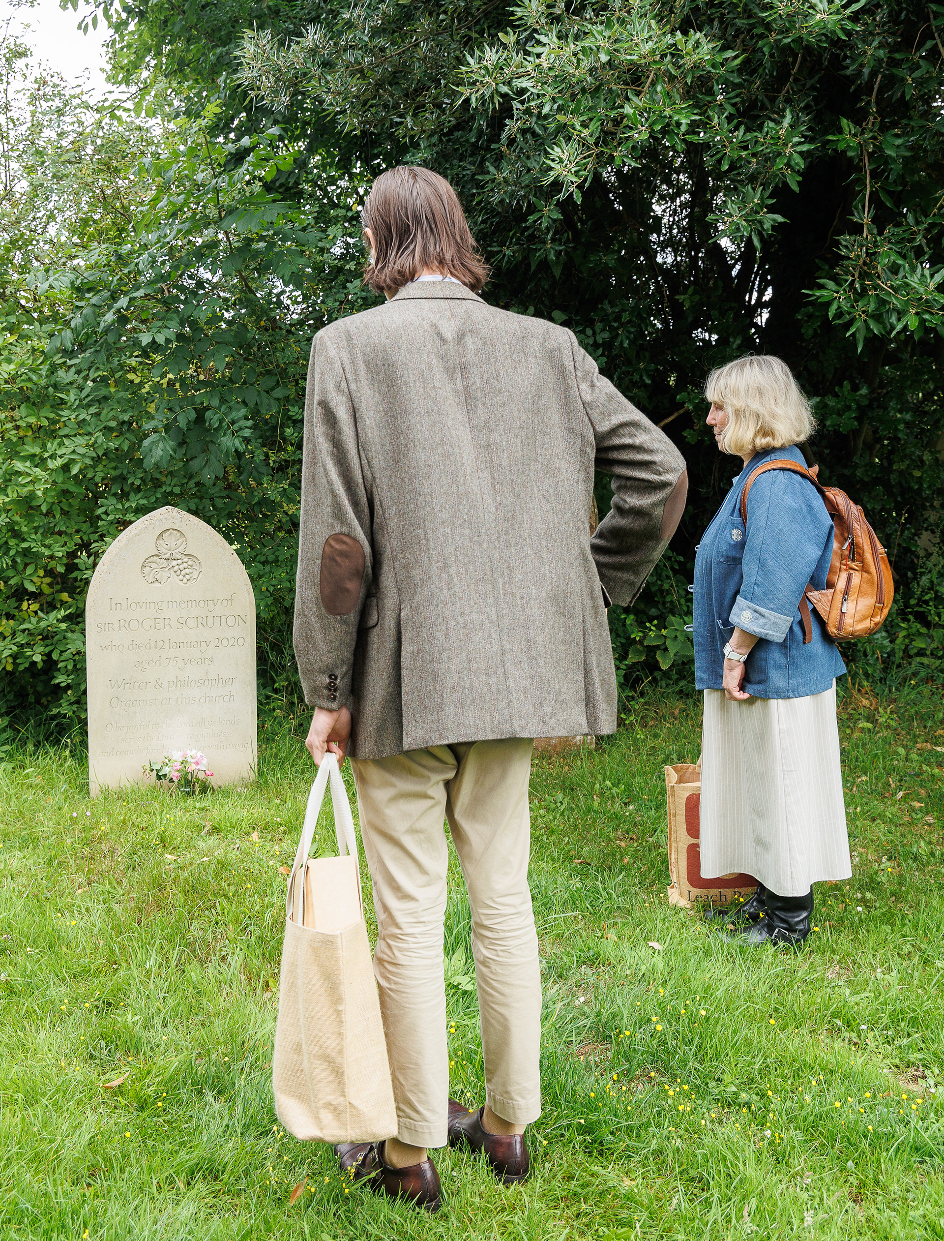 Pepijn and Brigitte pay their respects