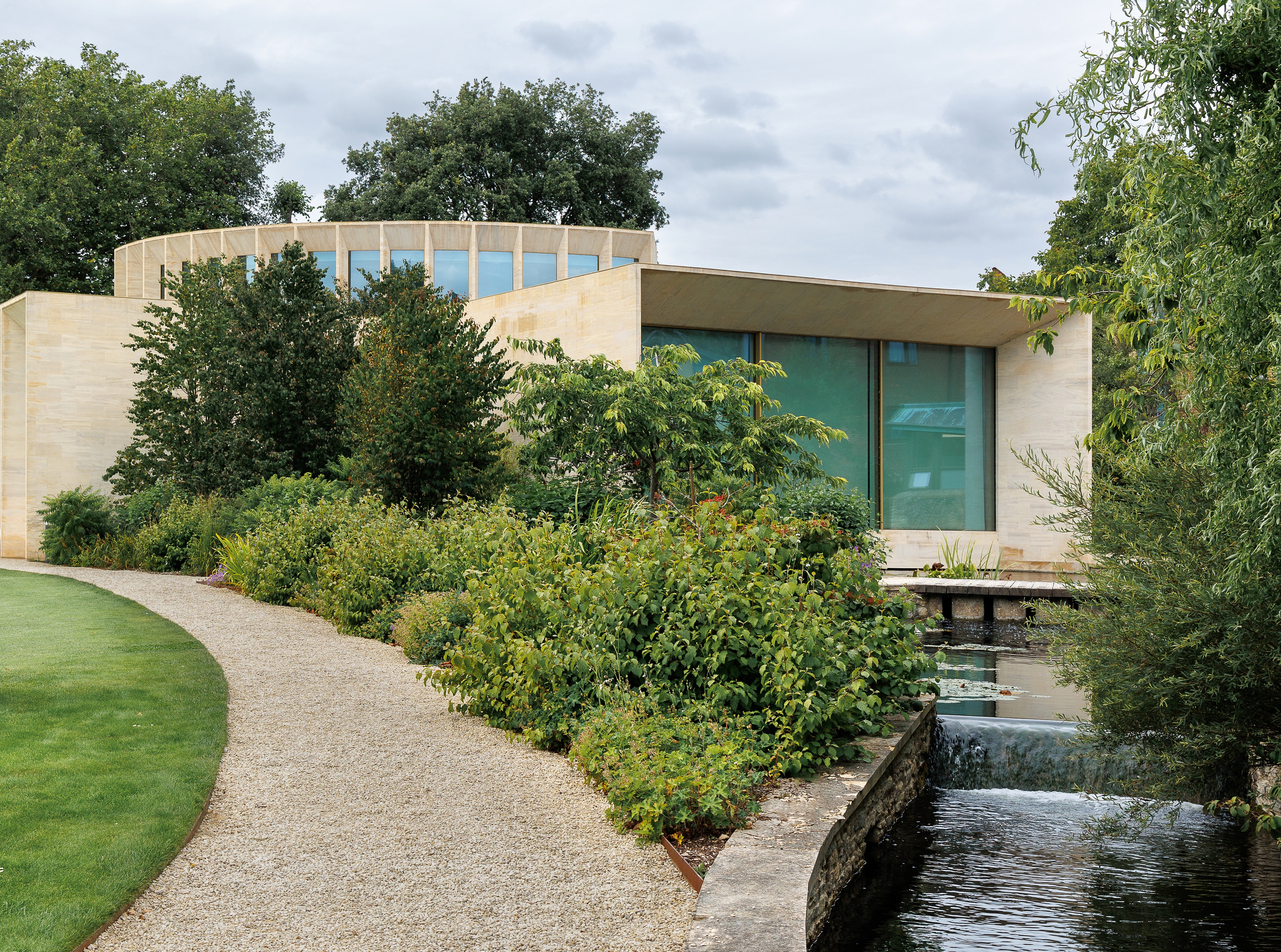 Sultan Nazrin Shah centre in Worcester College - elegance and humanity
