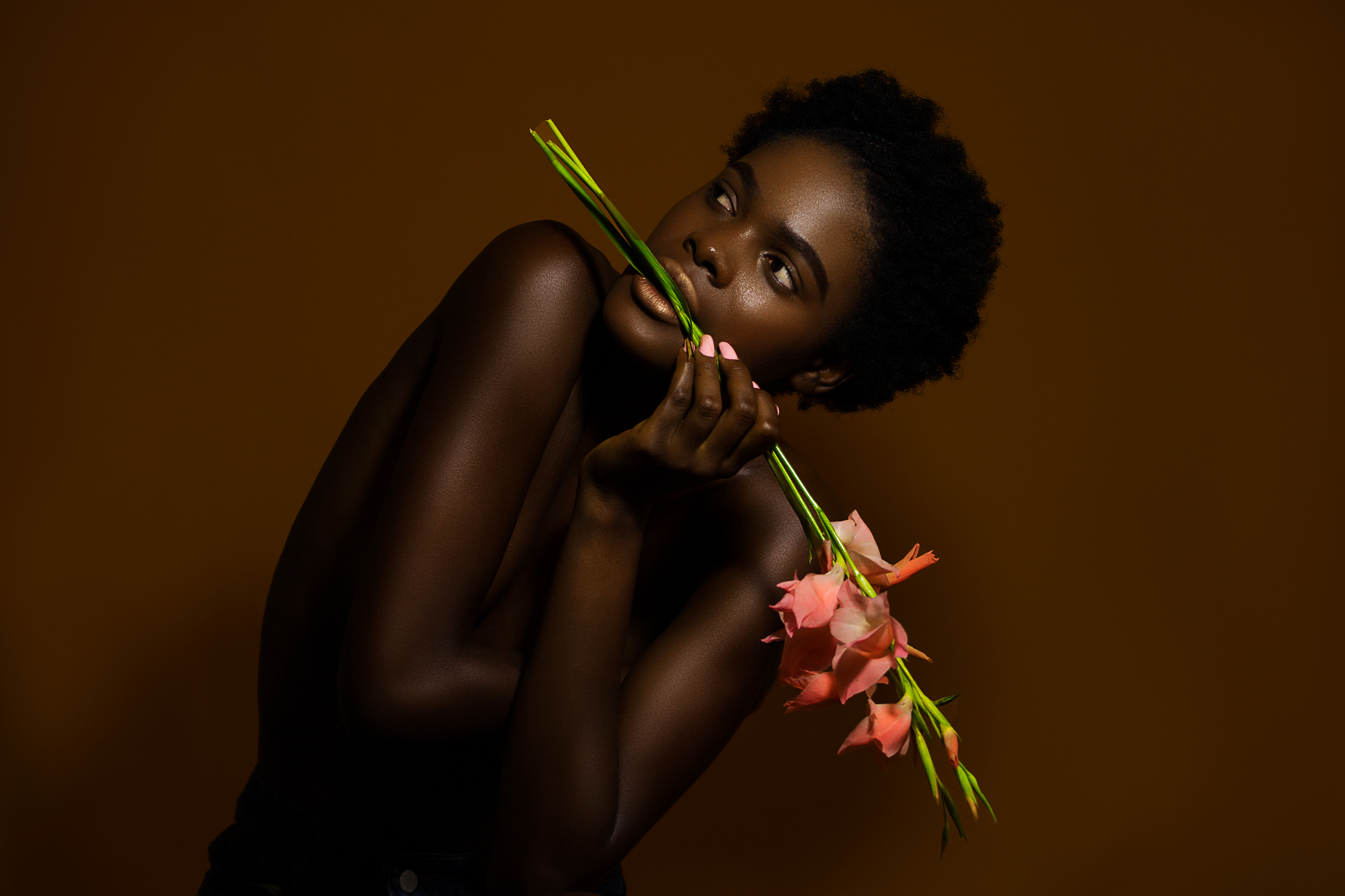 Studio portrait with a neutral background in Montreal