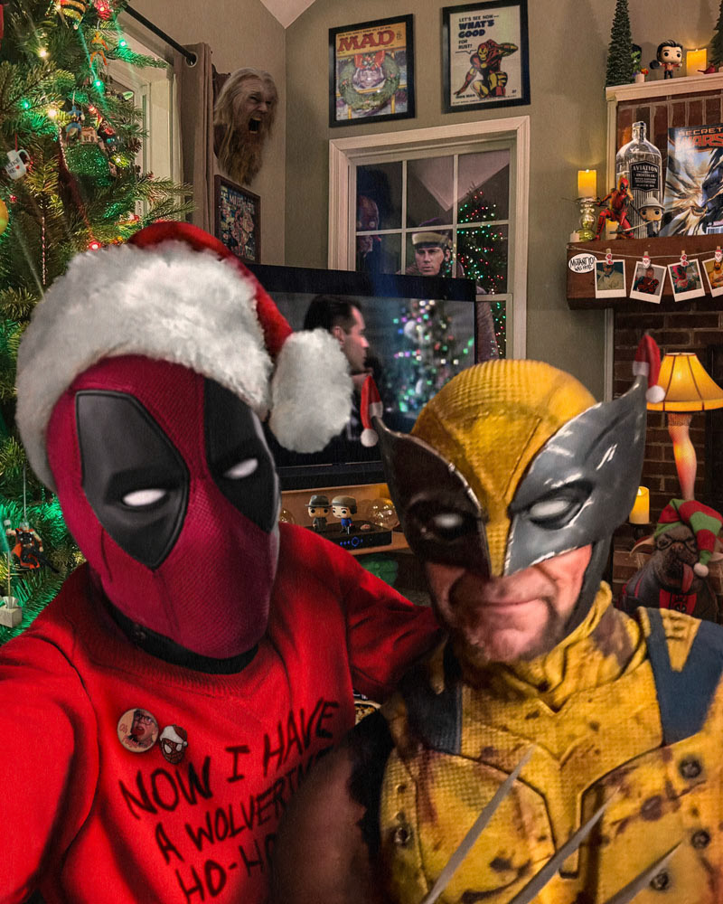Mixed Media Illustration "Merry X-Mas" featuring dozens of easter eggs surrounding Deadpool and Wolverine by Mutant 101.