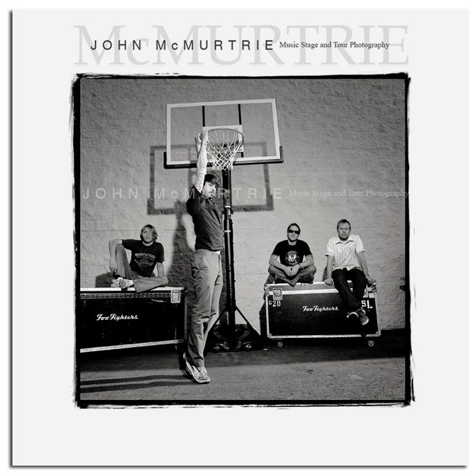 FOO FIGHTERS /SMOKE BREAK 20X16 - IN STOCK