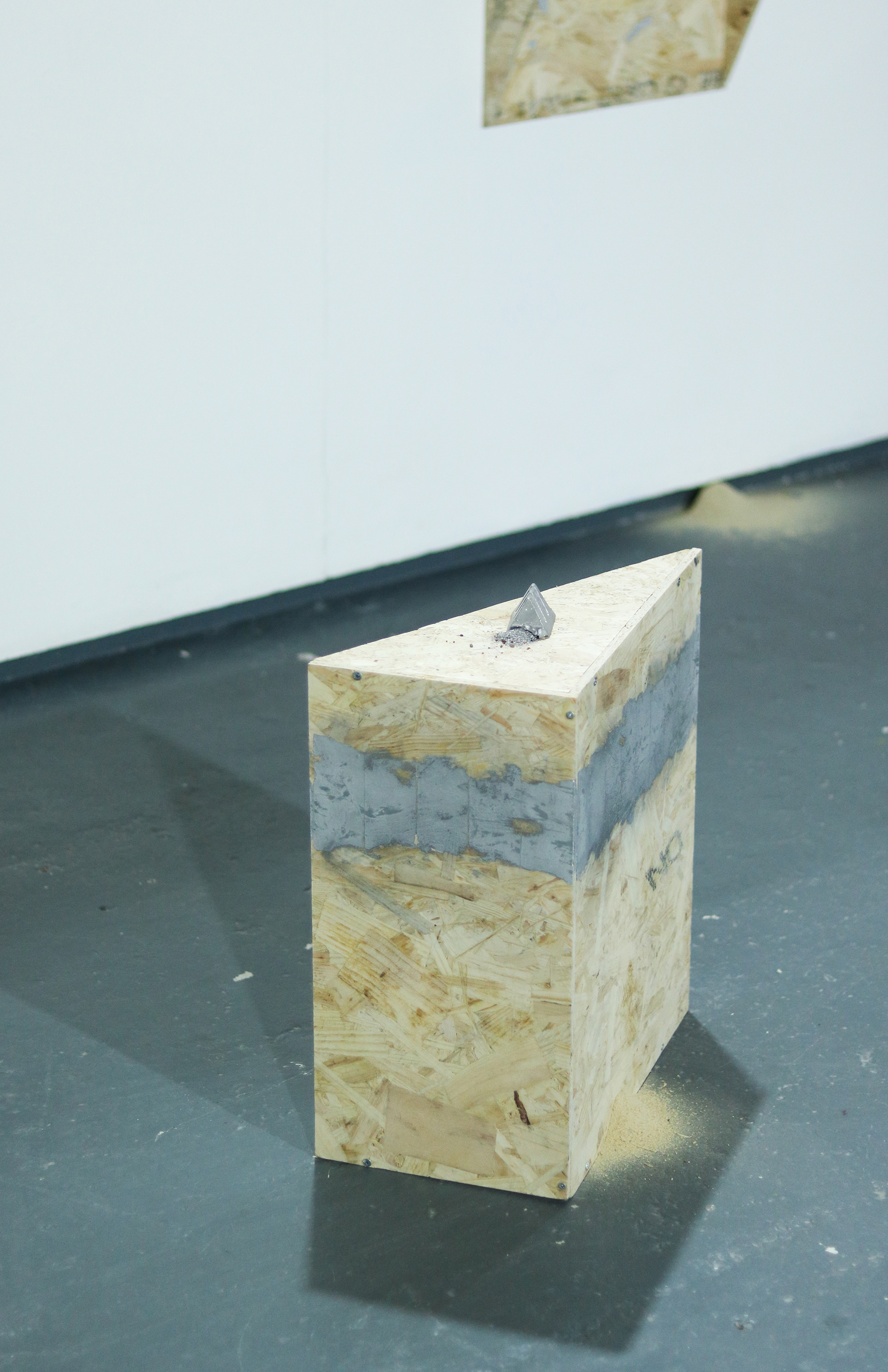 osb shelf, aluminium toblerone, aluminium tape, aluminium dust