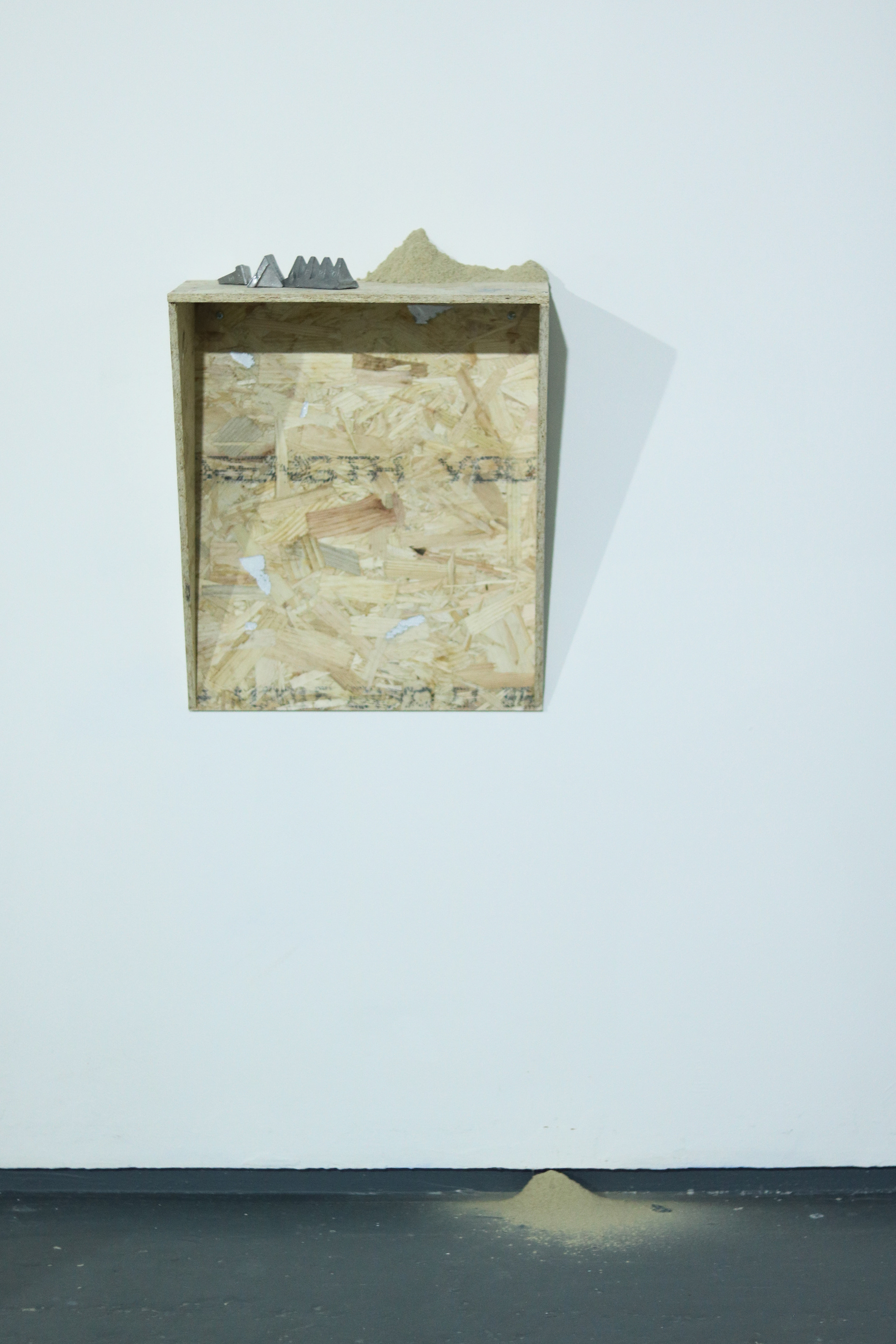 osb shelf, aluminium toblerones, sawdust, aluminium tape