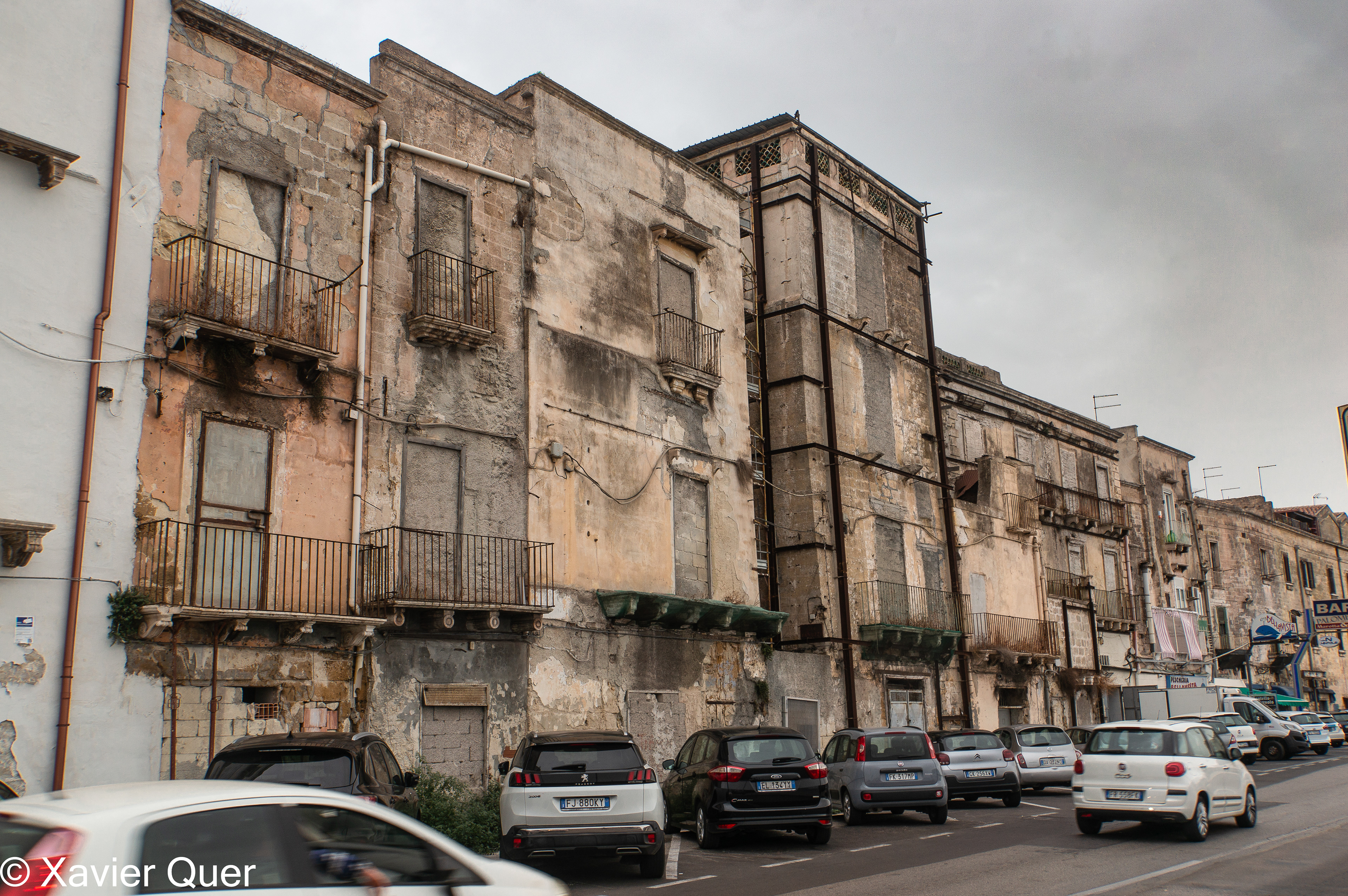 Cases en ruïnes, Taranto
