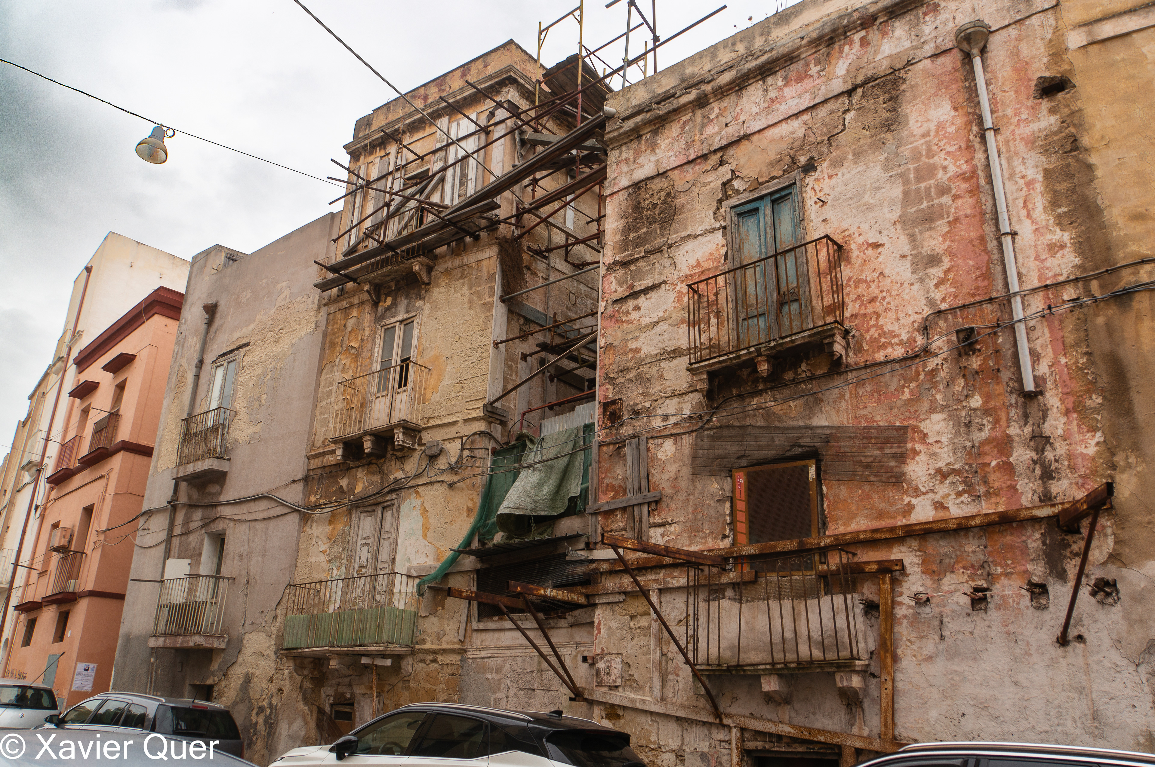 Cases en ruïnes, Taranto