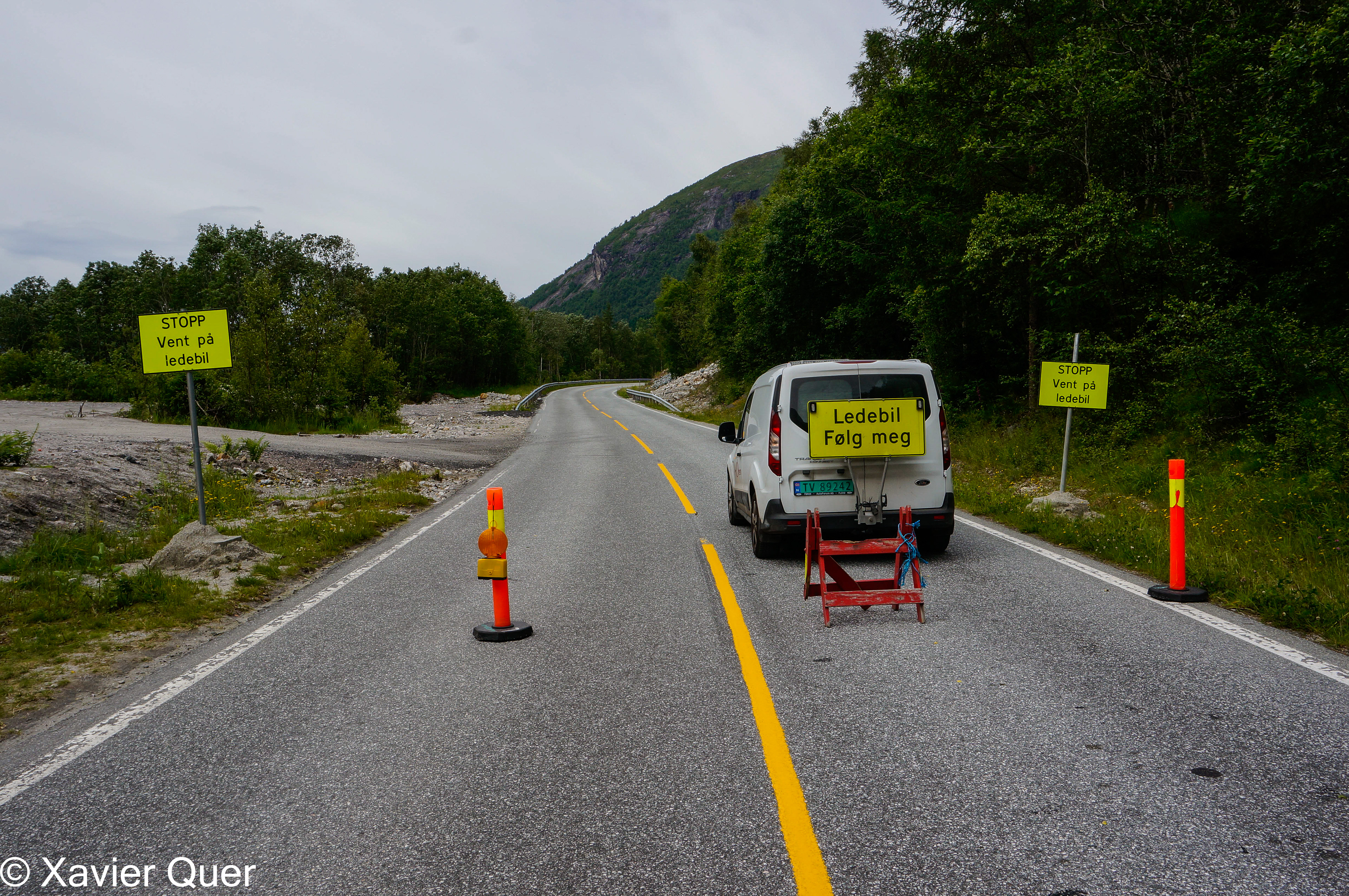 Carretera tallada! (cotxe capdavanter, segueix-me), Noruega