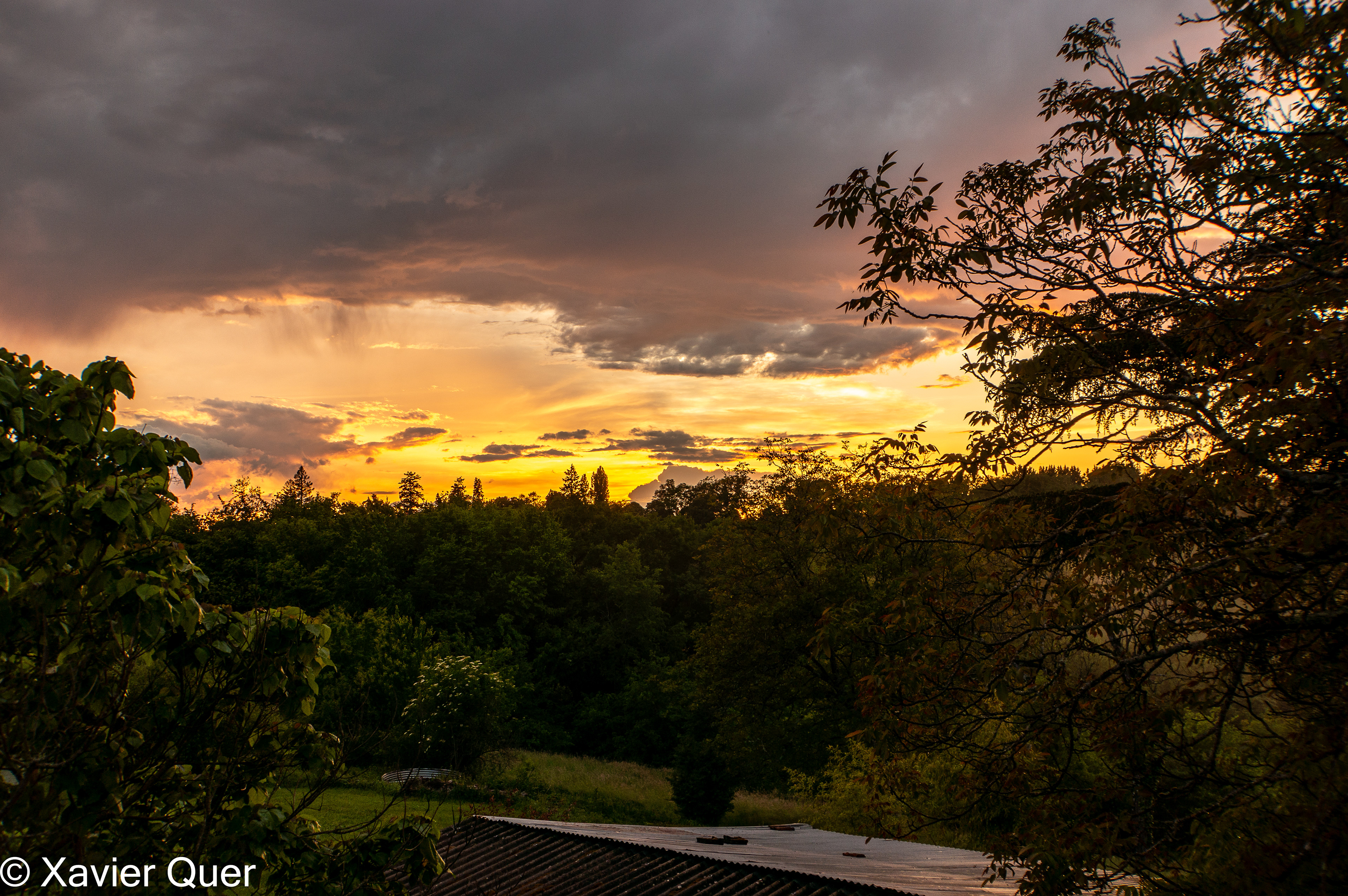 Posta de sol a Les Cèdres du Linard, La Chapelle Aubareil, Dordonya, França