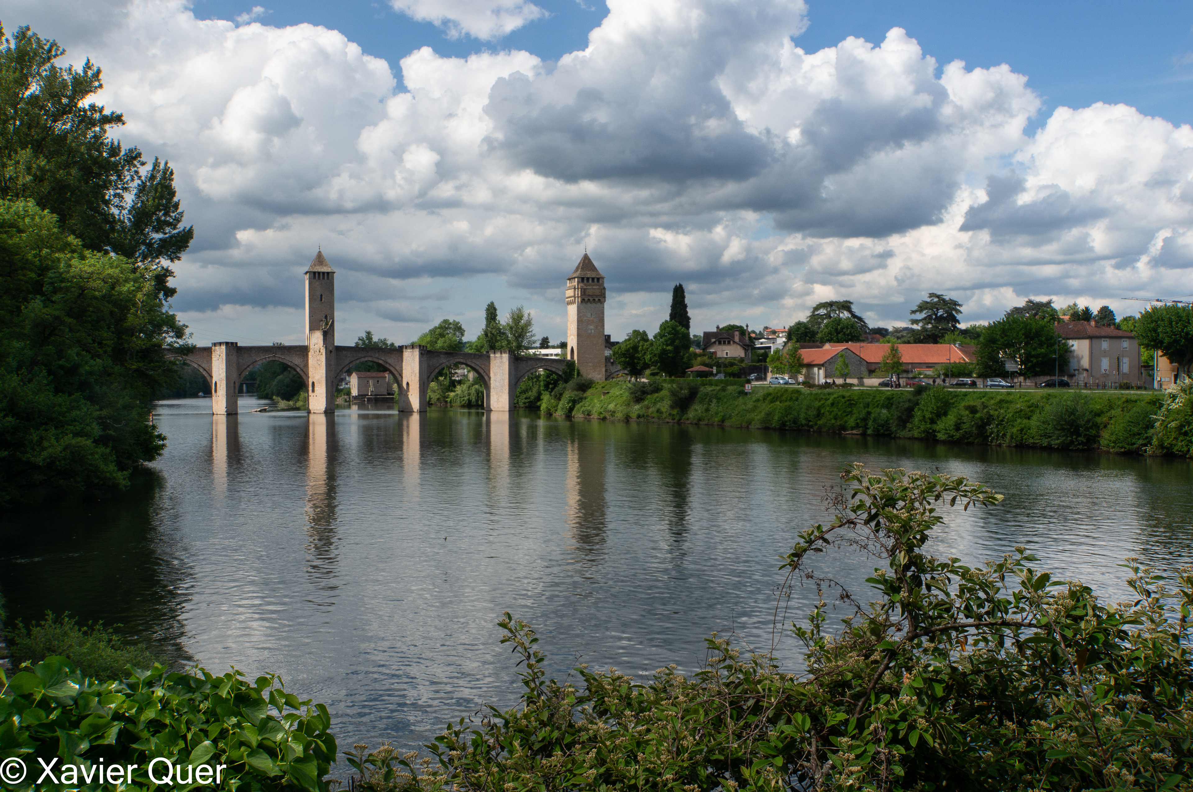 El pont Valentré sobre el riu Lot, Cahors, Lot, França