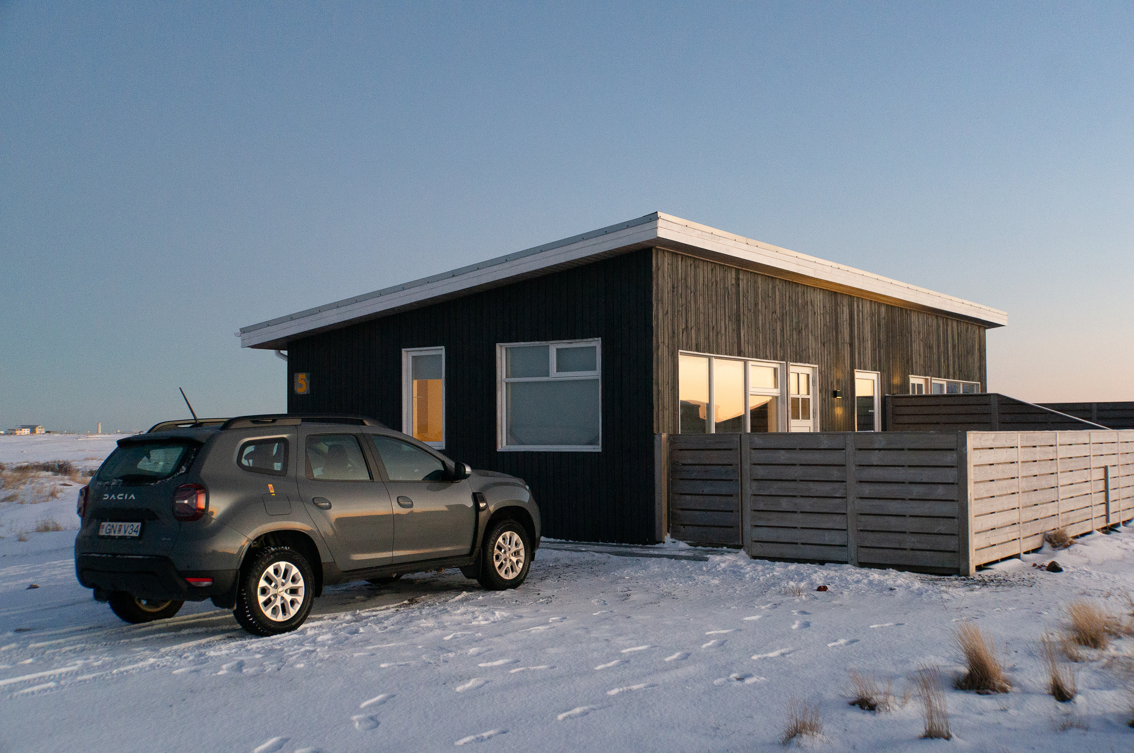 Cotxe i cabina de lloguer a Sandgerdi (Islàndia)