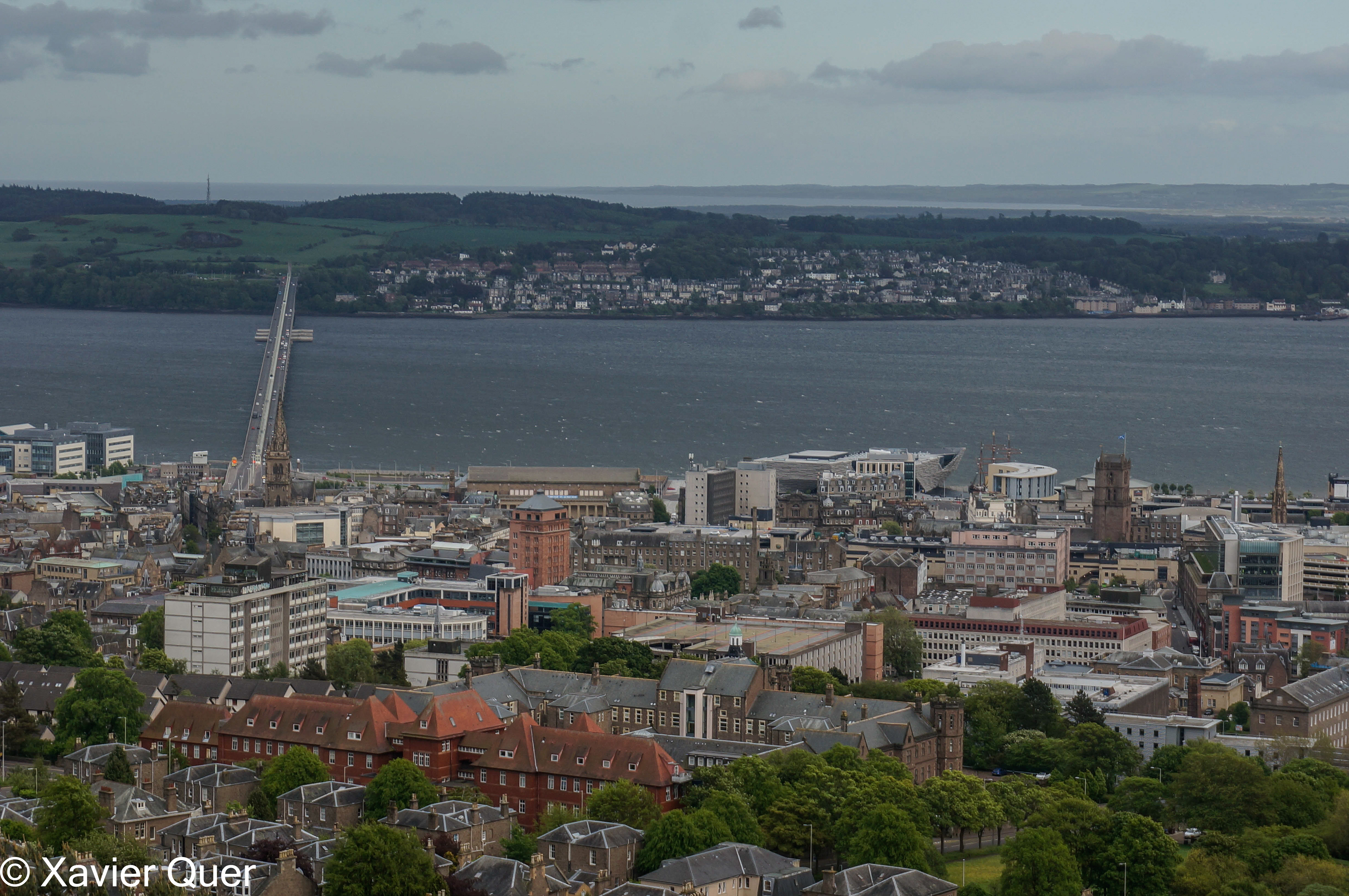 Vista general de Dundee des de Dundee Law, Escòcia