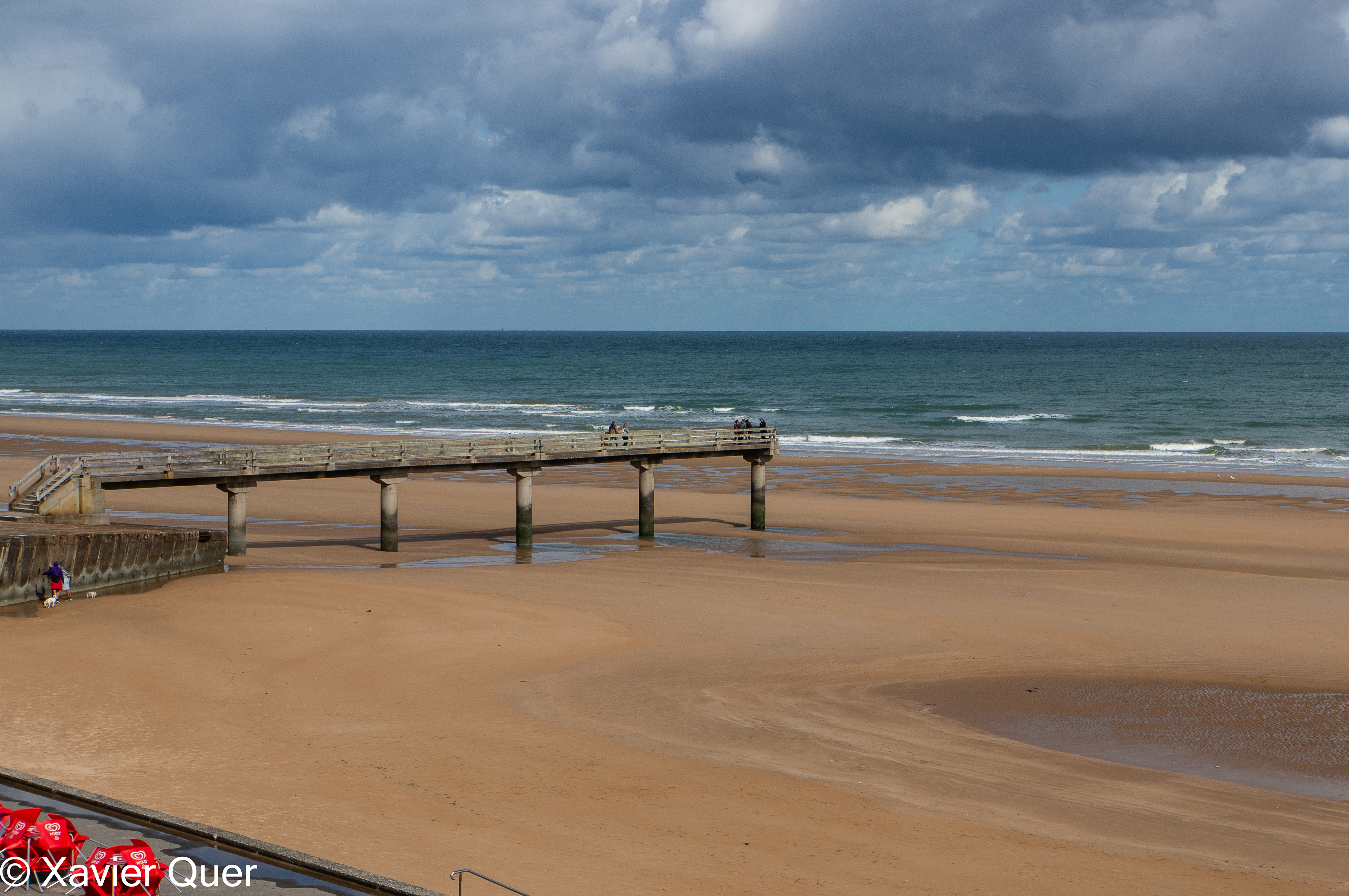 Restes del pont d'Omaha Beach