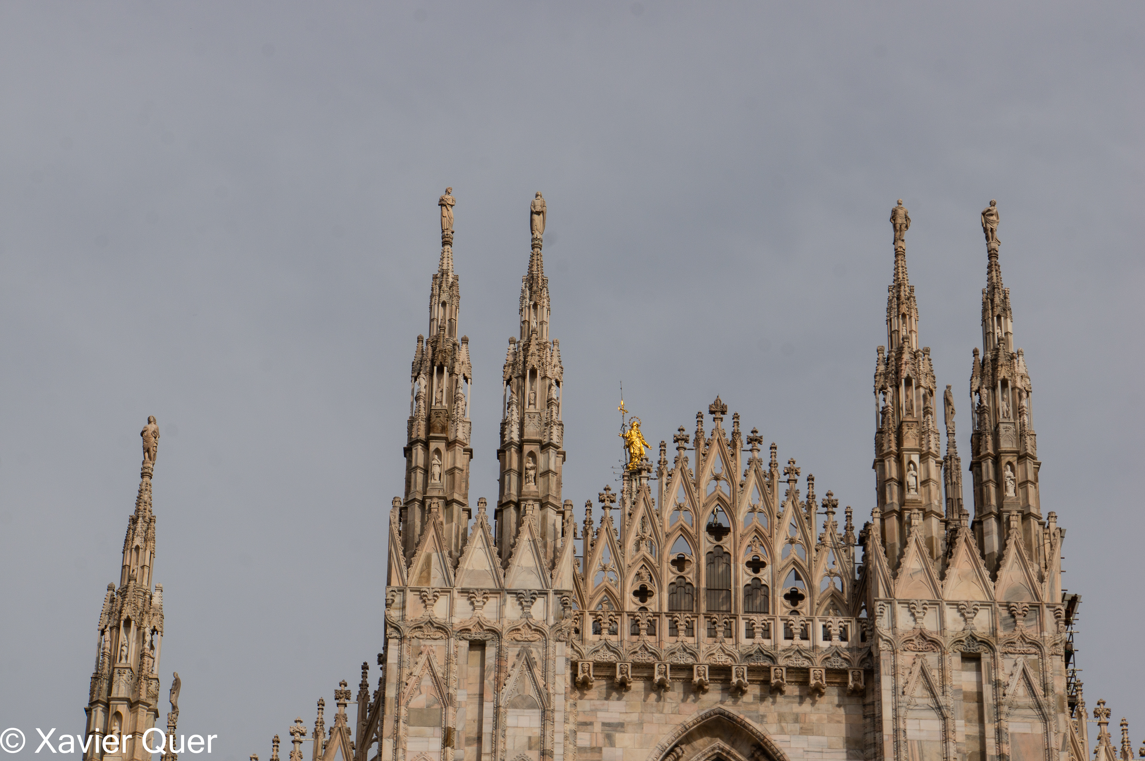 Detall de la façana del Duomo, Milà