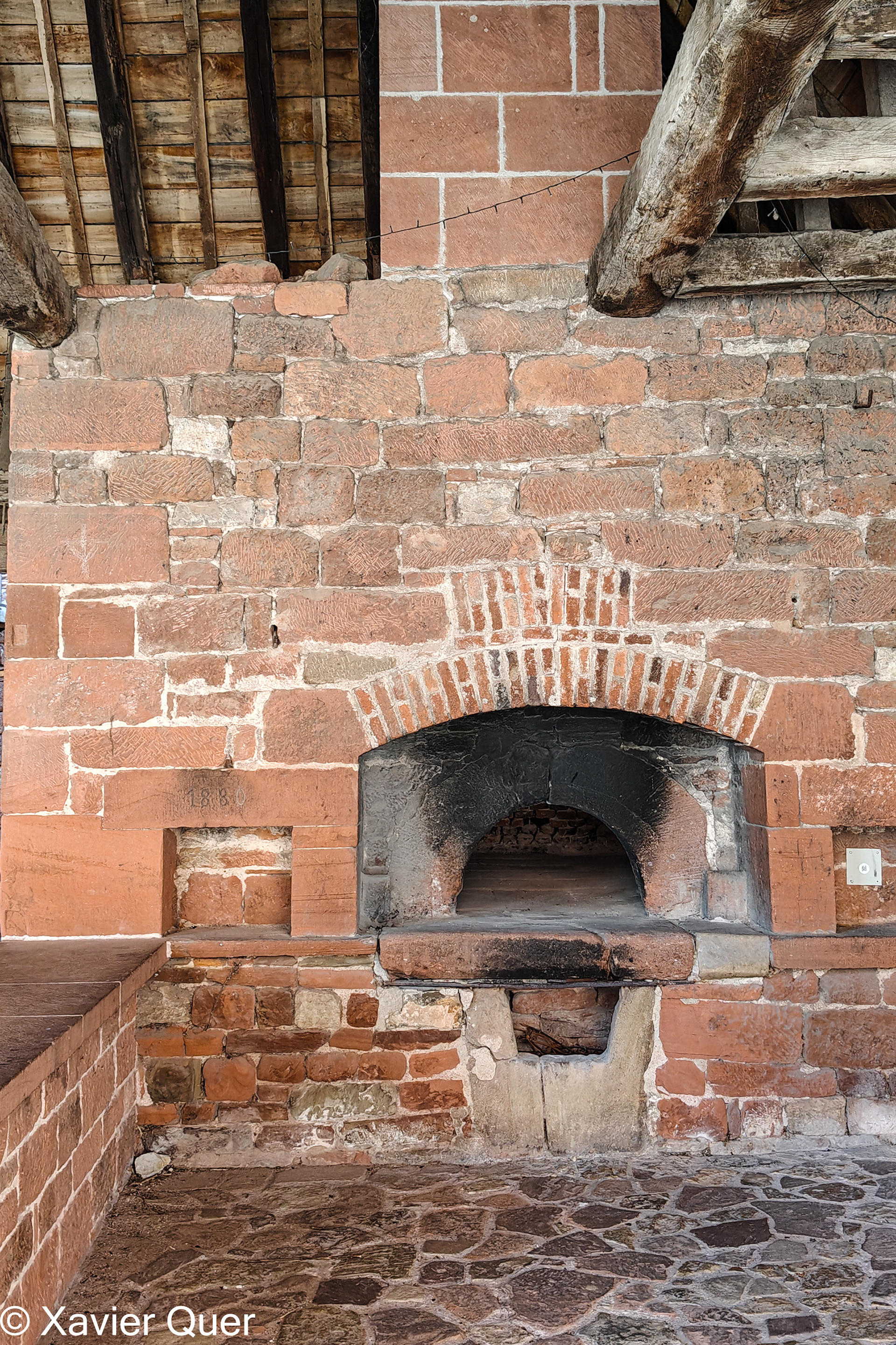 Forn comunal, Collonges la Rouge, Corrèze, Nova Aquitània, França.