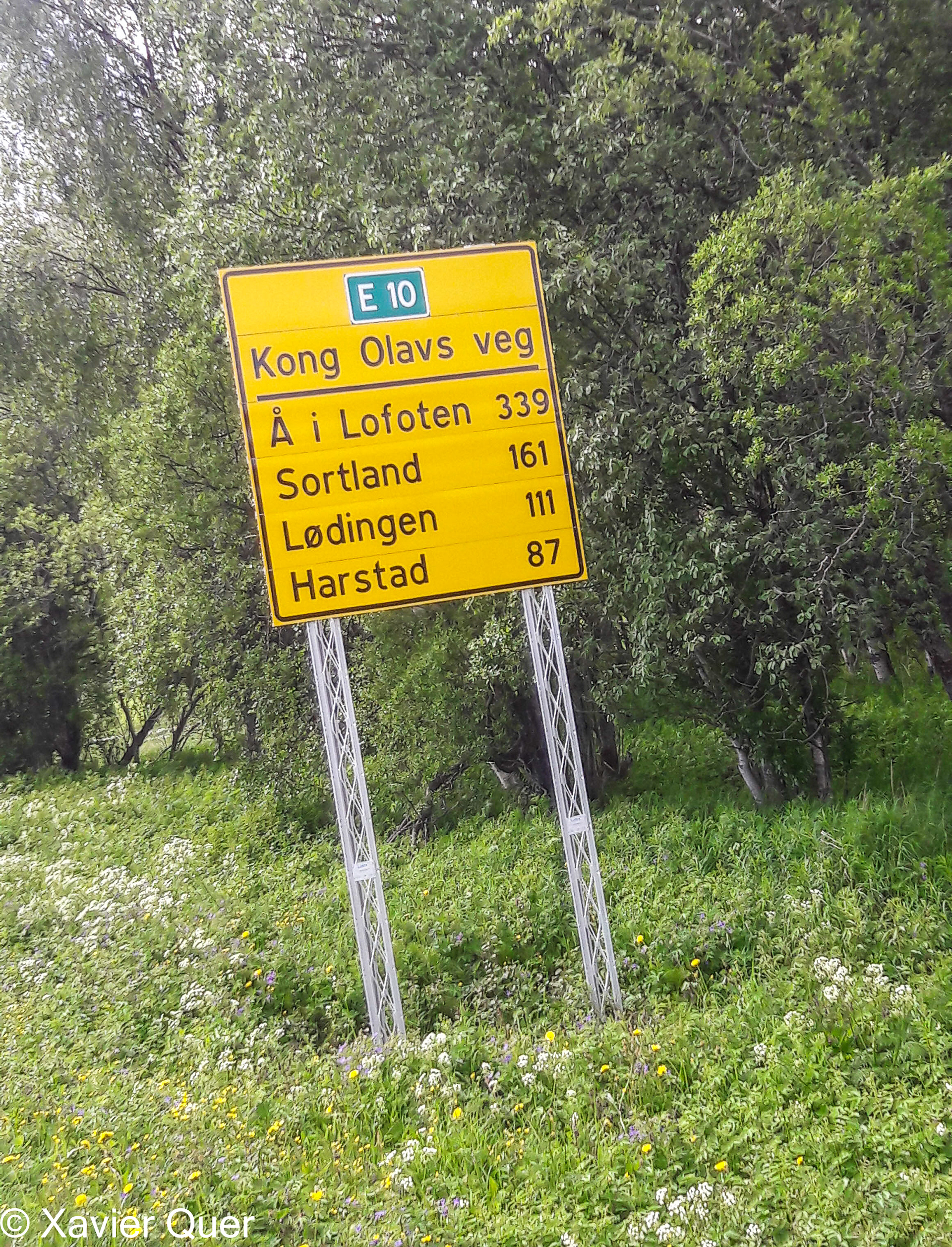 La carretera E10 travessa de punta a punta les illes Lofoten