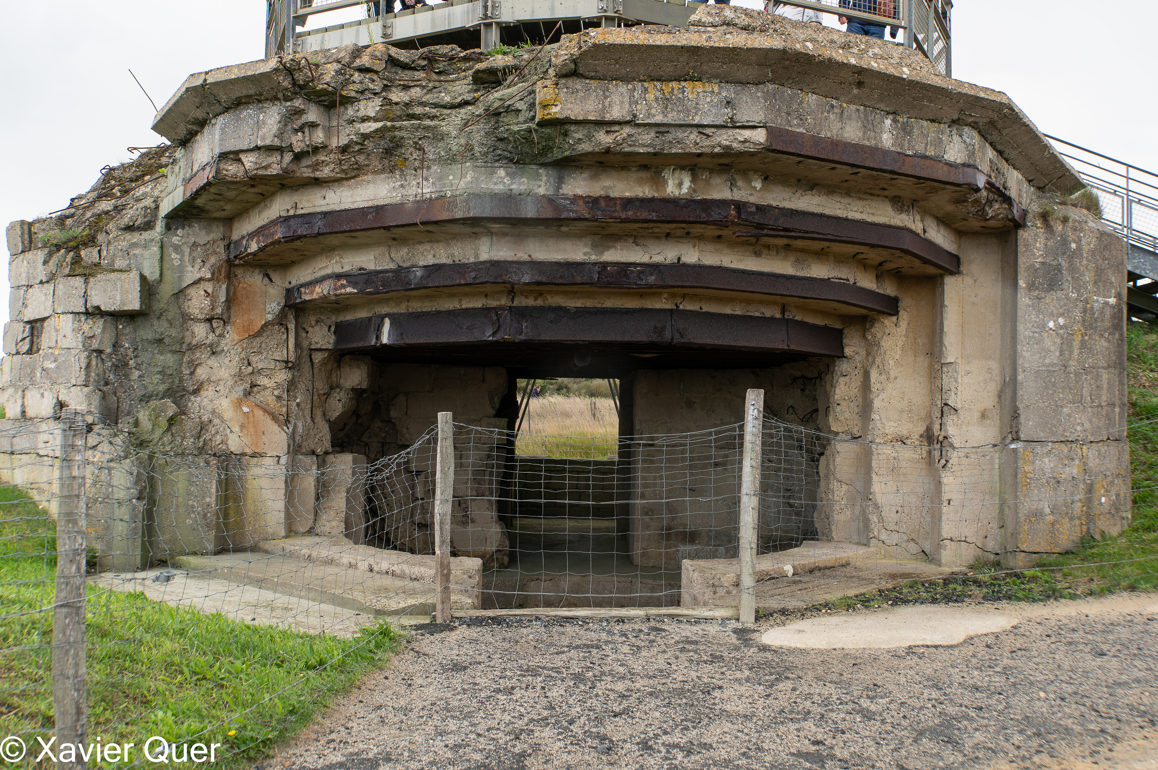 Restes d'un búnquer alemany a la Punta d'Hoc