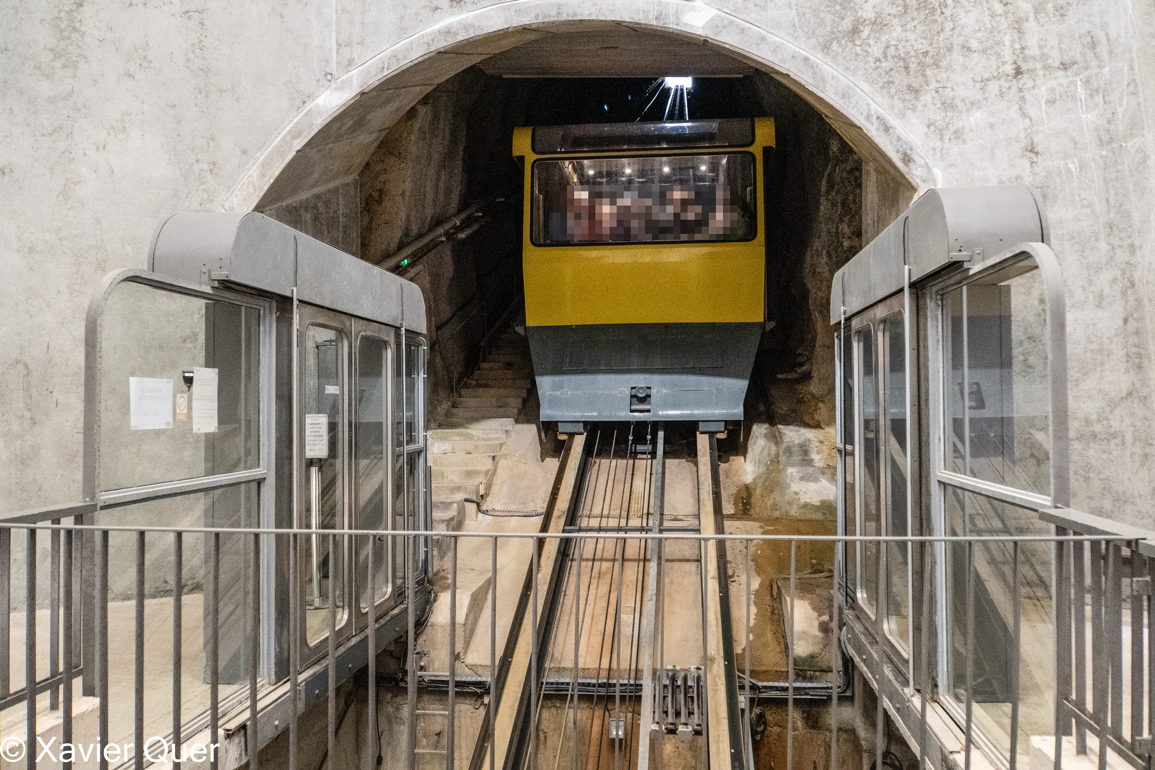 Ascensor inclinat de Santuaris a Castell / Aparcament. Rocamadour (Lot, Occitània, França)