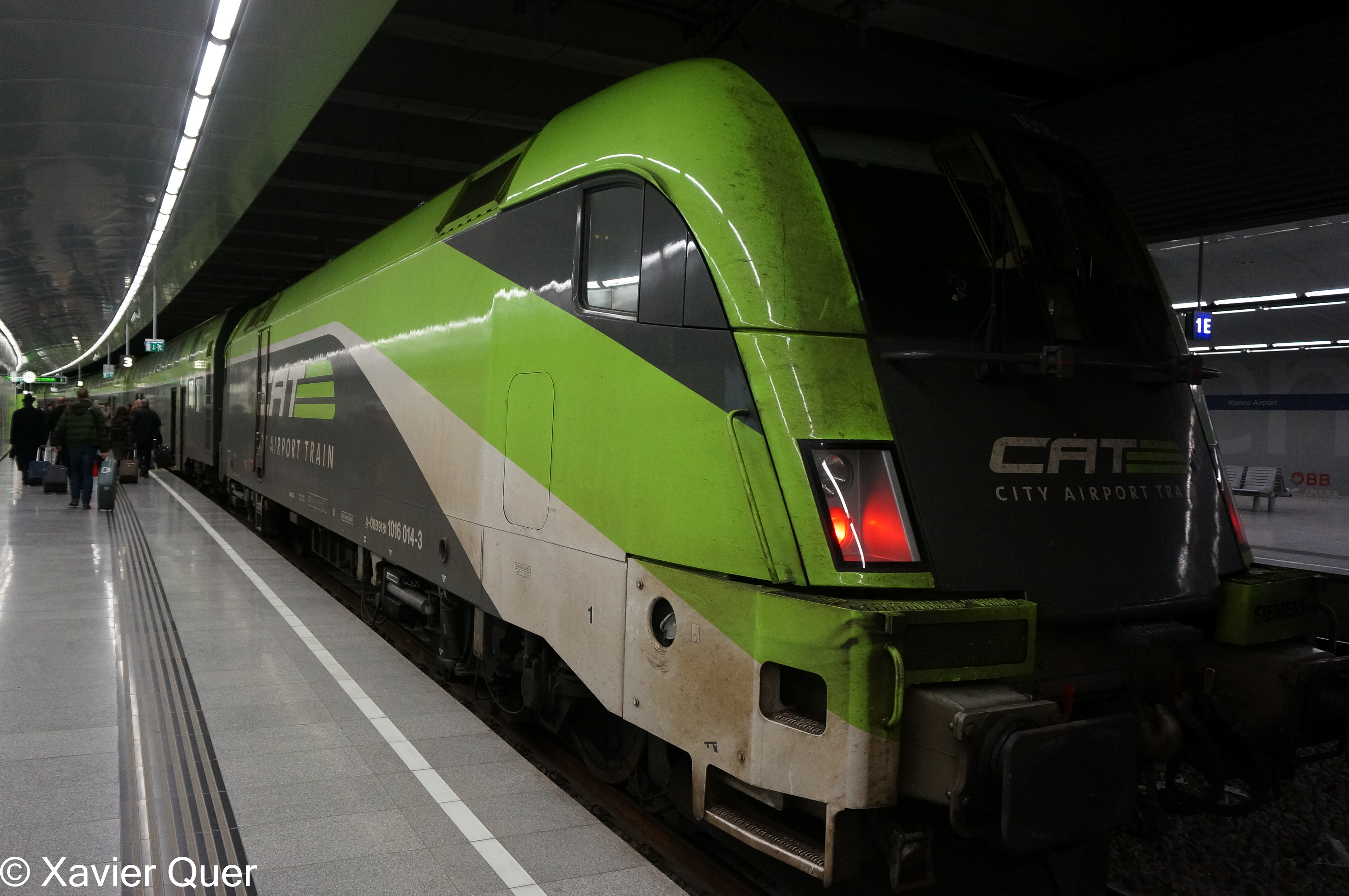 El tren CAT (aeroport de Viena <-> centre ciutat), Viena. Àustria