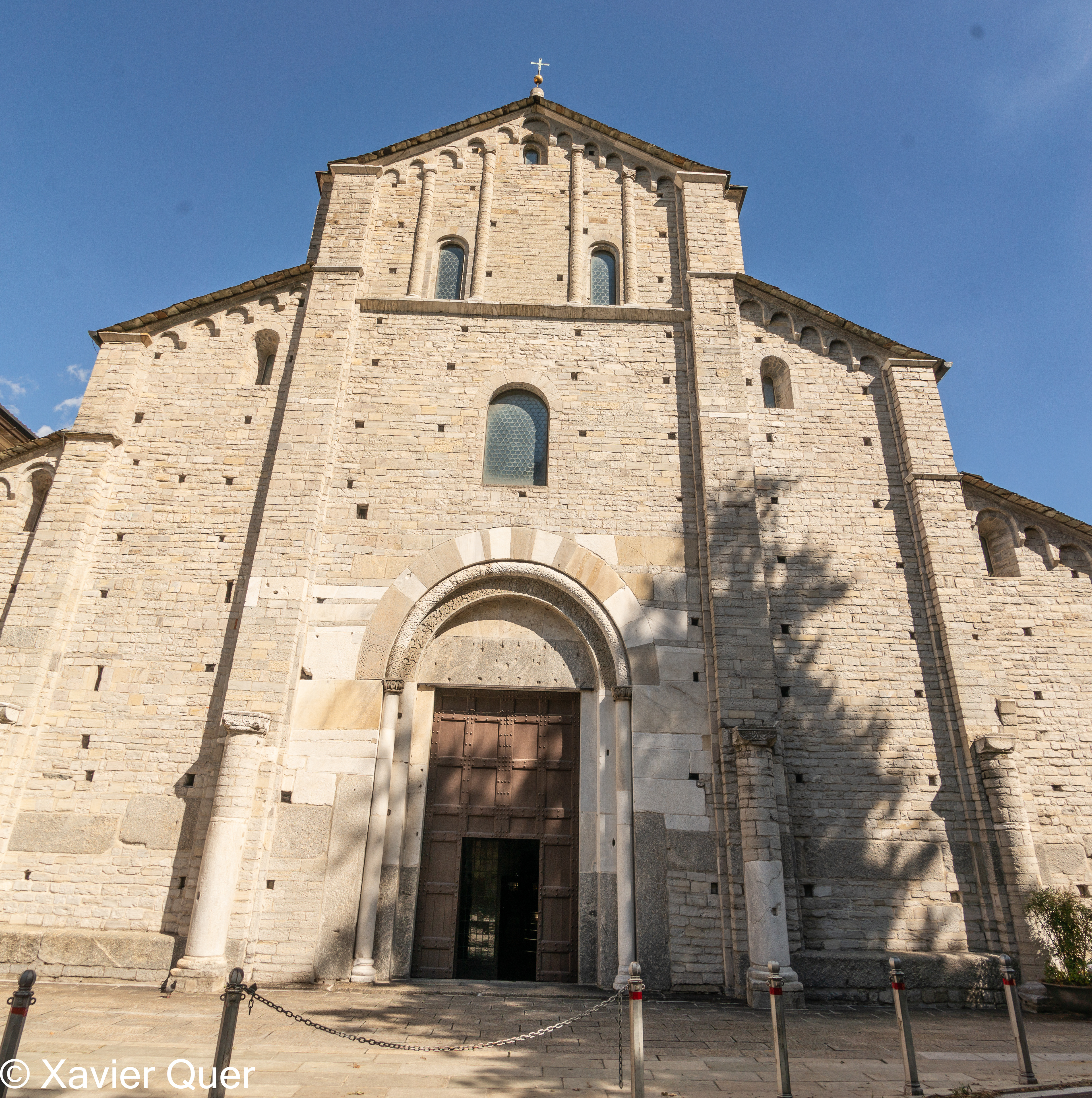 Façana de San Abbondio, Como