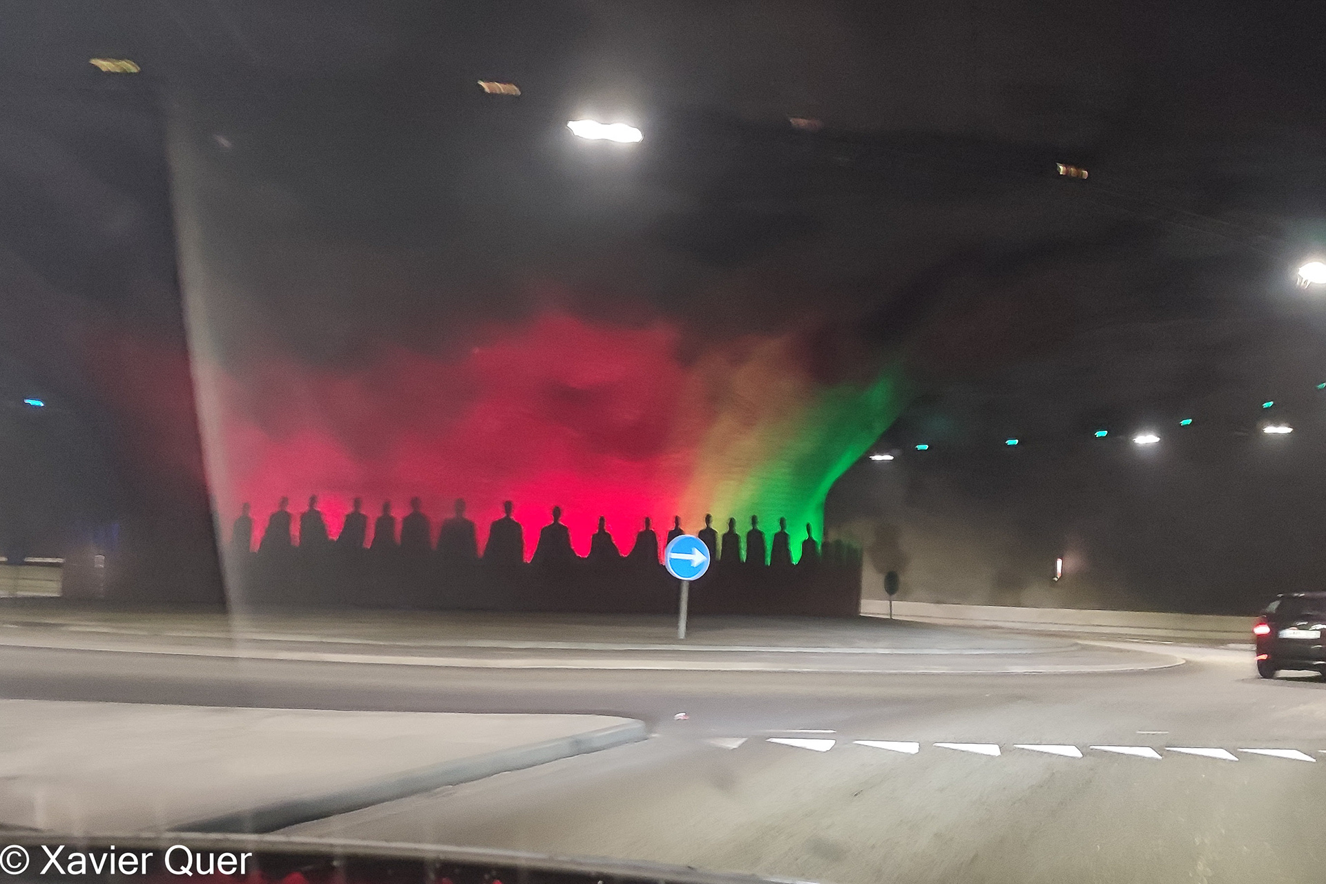 Rotonda a l'interior del túnel submarí que enllaça Torshavn (illa de Stremoy) amb Runavik i Strendur (illa d'Eysturoy). Illes Fèroe.