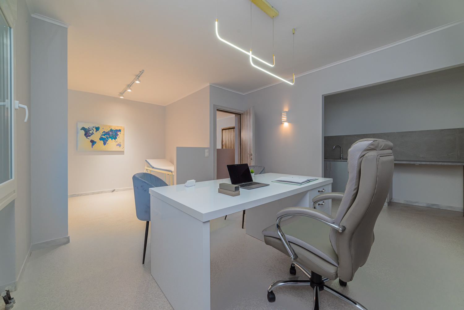 φωτογράφιση γραφείο ιατρού στο κέντρο της Θεσσαλονίκης