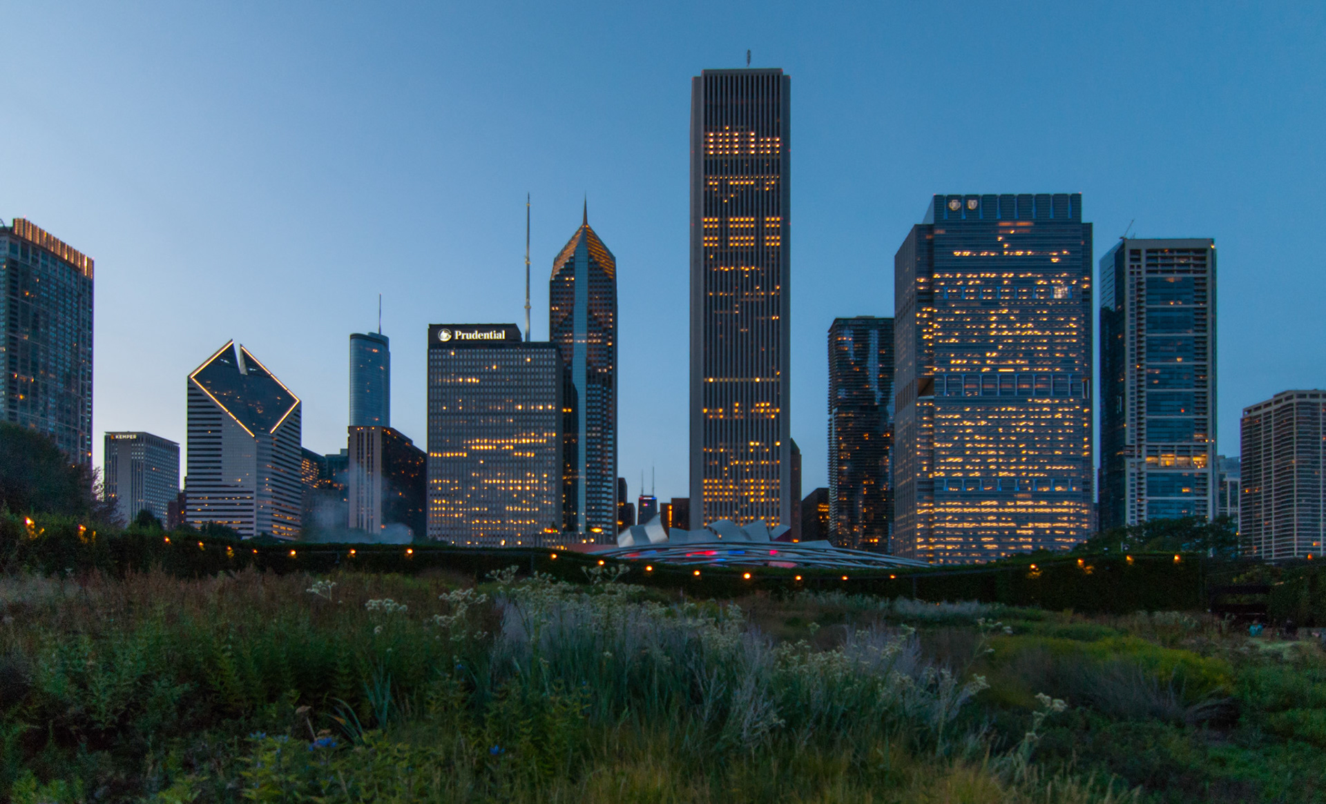 Jay Pritzker Pavillion @ Millennium Park In Chicago, Illinois 2004.  Frank Gehry Architect.