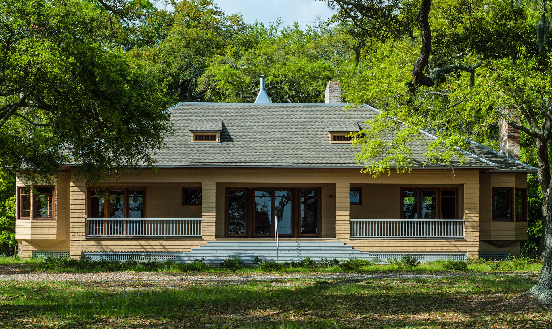 James And Helen Charnley Winter Cottage In Ocean Springs Mississippi 1892. Louis H. Sullivan Architect.