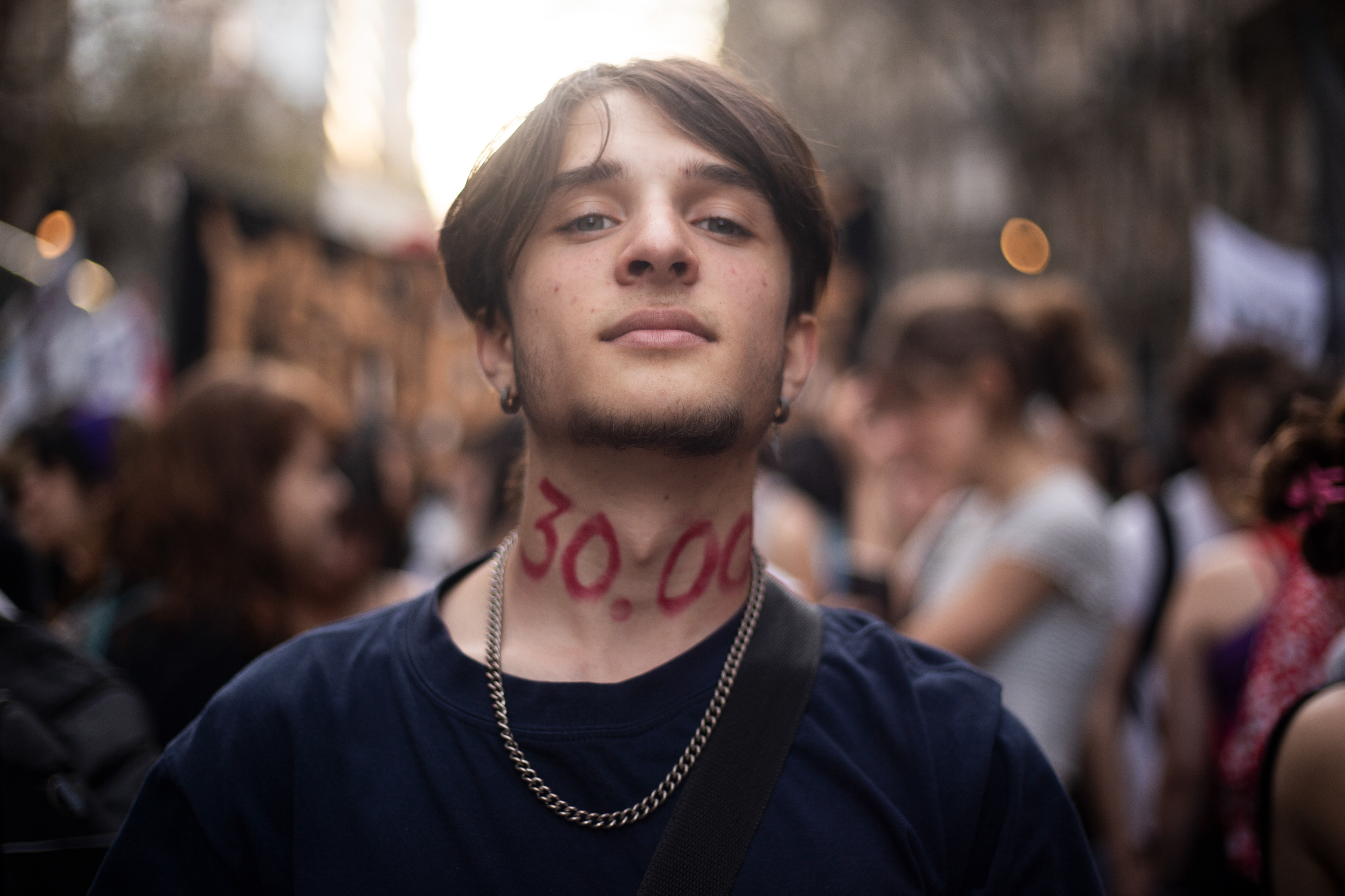 Estudiante de la Unión de Colegios Secundarios de la Ciudad de Buenos Aires marcha hacia Plaza de Mayo en el aniversario de La Noche de los Lápices.  Septiembre 2024/ Regina Araujo