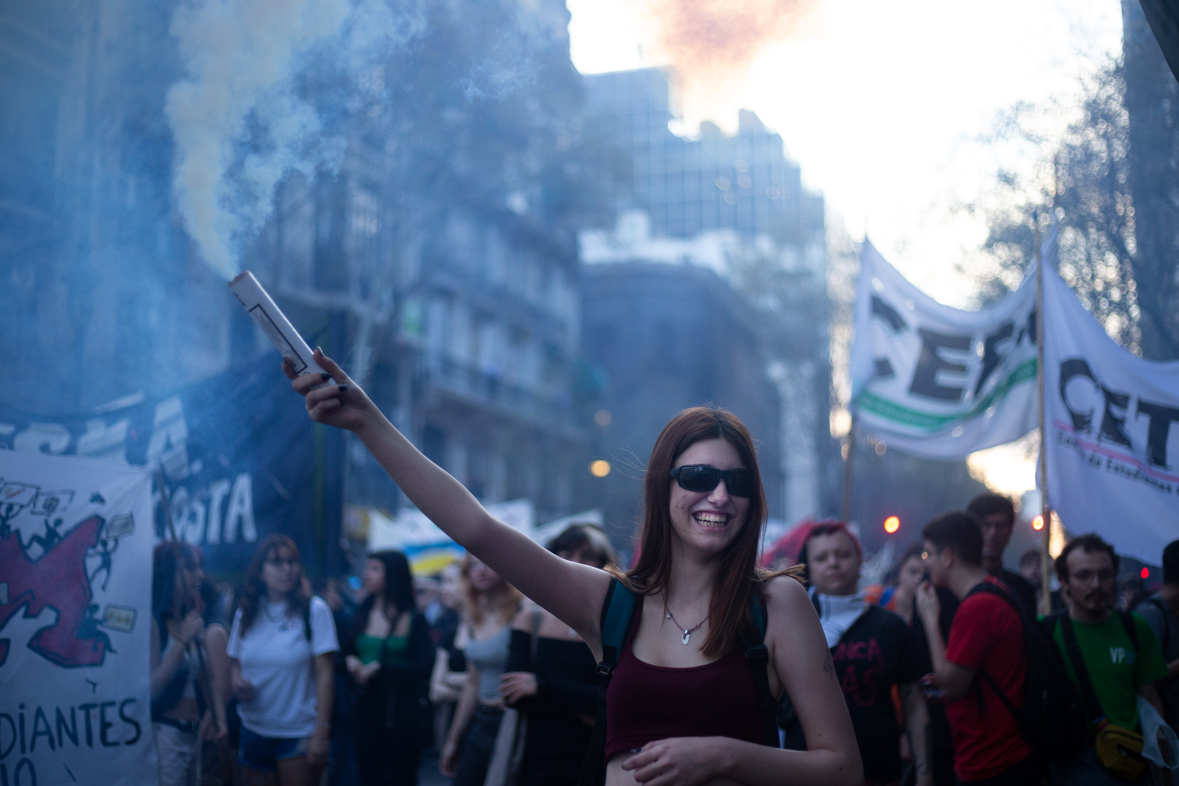 Una estudiante marcha por los Estudiantes desaparecidos en un nuevo aniversario de La Noche de los Lápices. Septiembre 2024./Regina Araujo. 