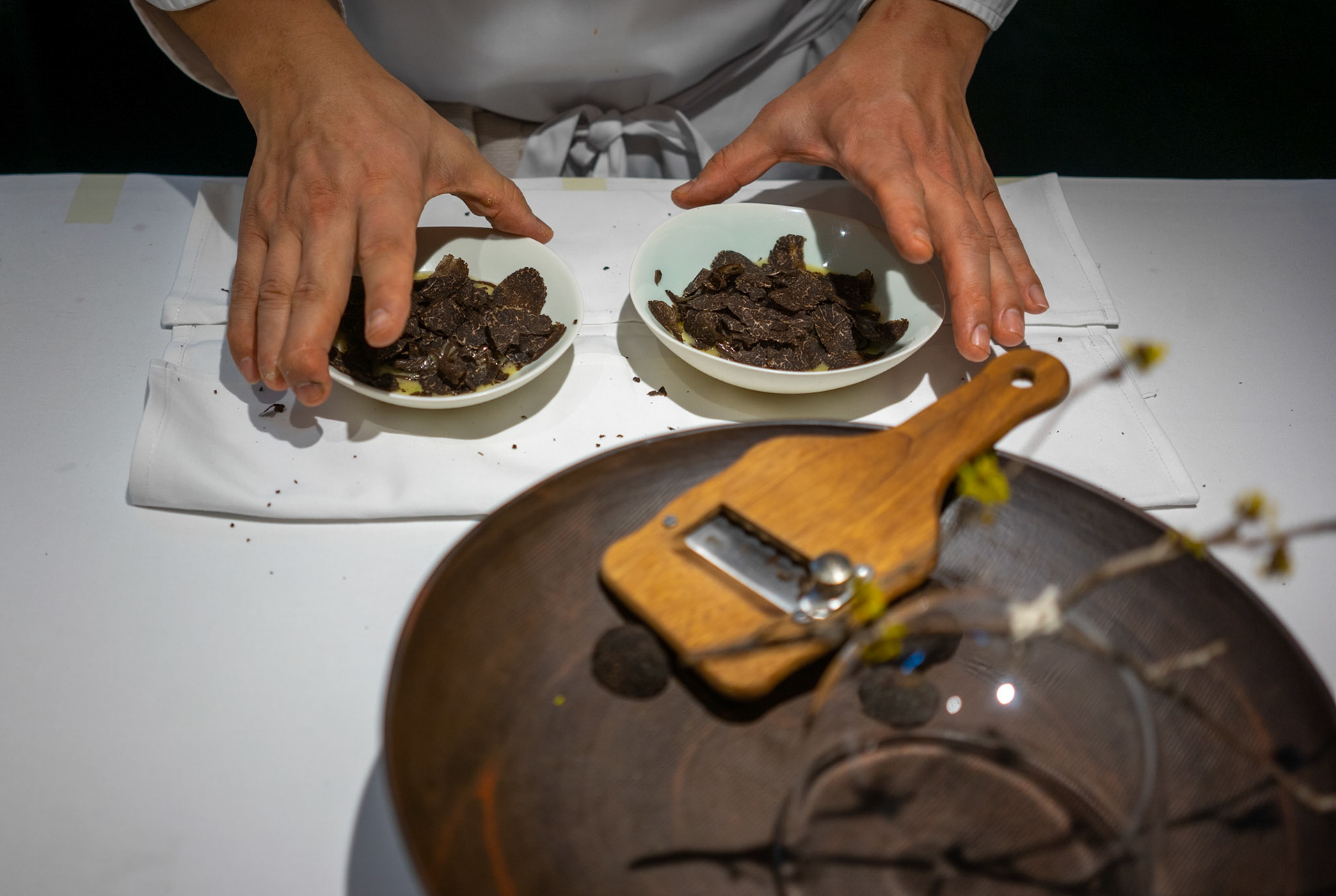 Acorn Noodle "Naengmyeon" with Black Truffle - Mosu Seoul