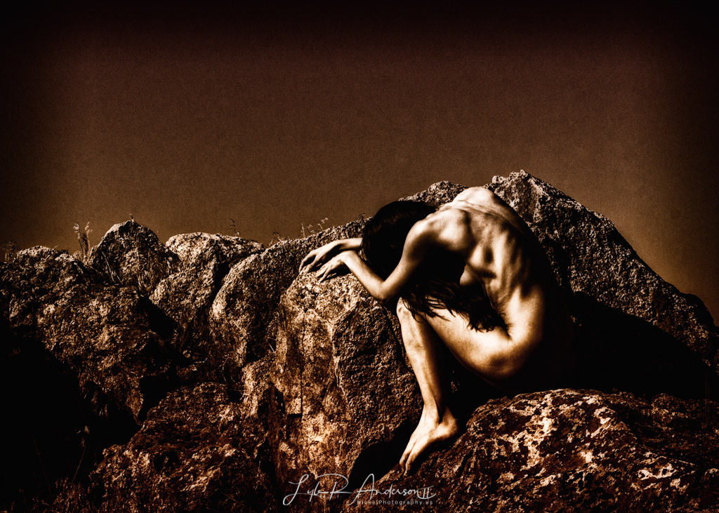 Floofie -   www.floofiesworld.com