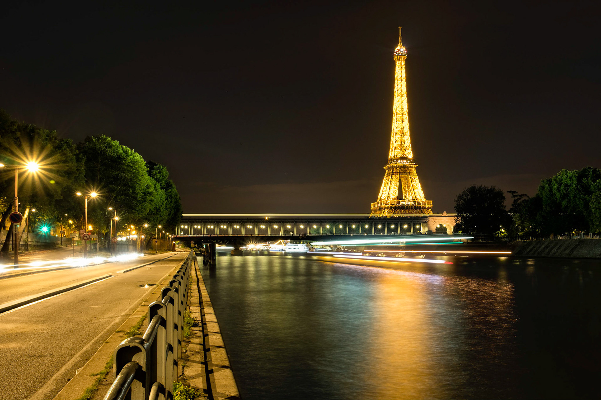 Parc des Rives de Seine - Paris, France