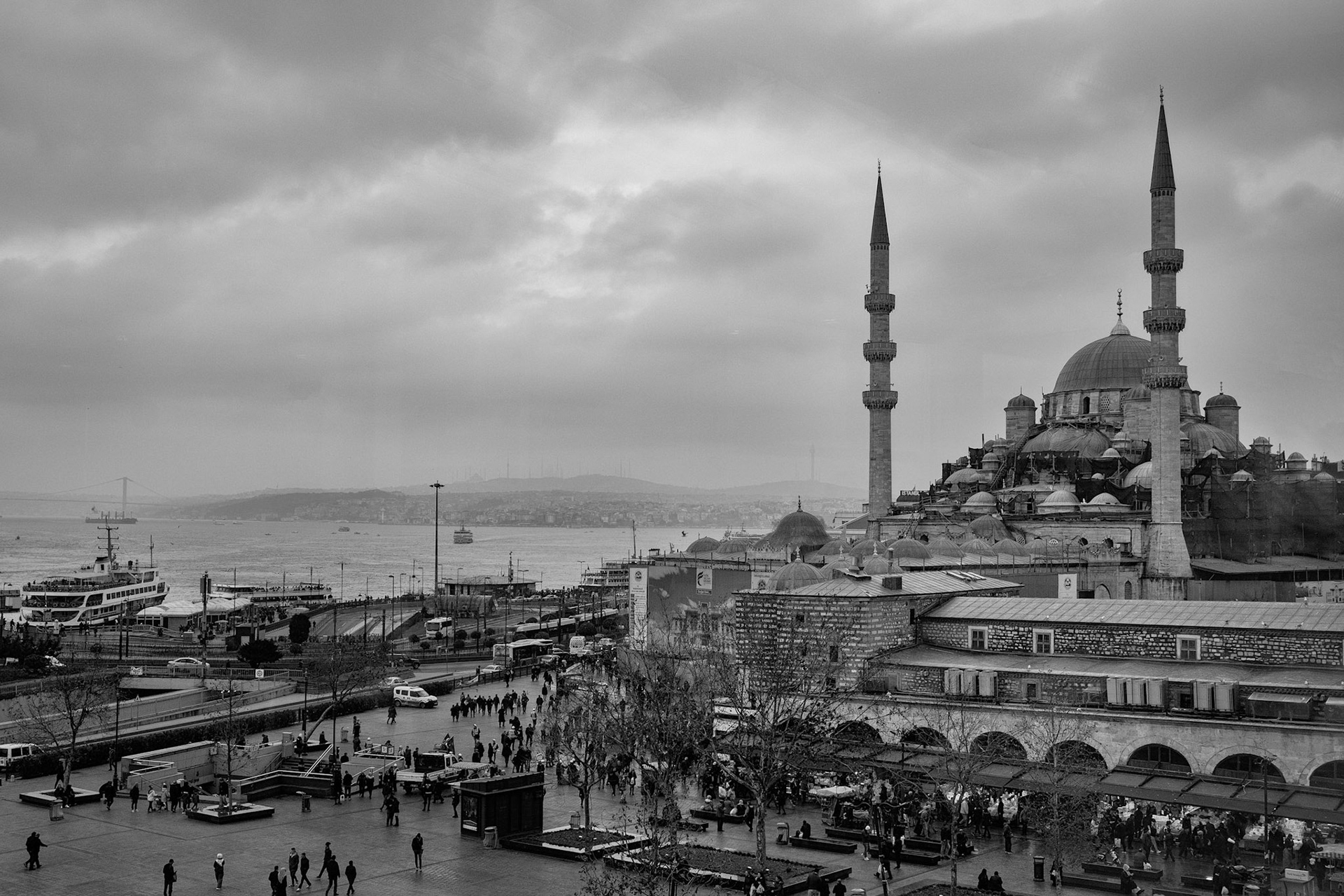 Yeni Cami Meydani - Istanbul, Turkey