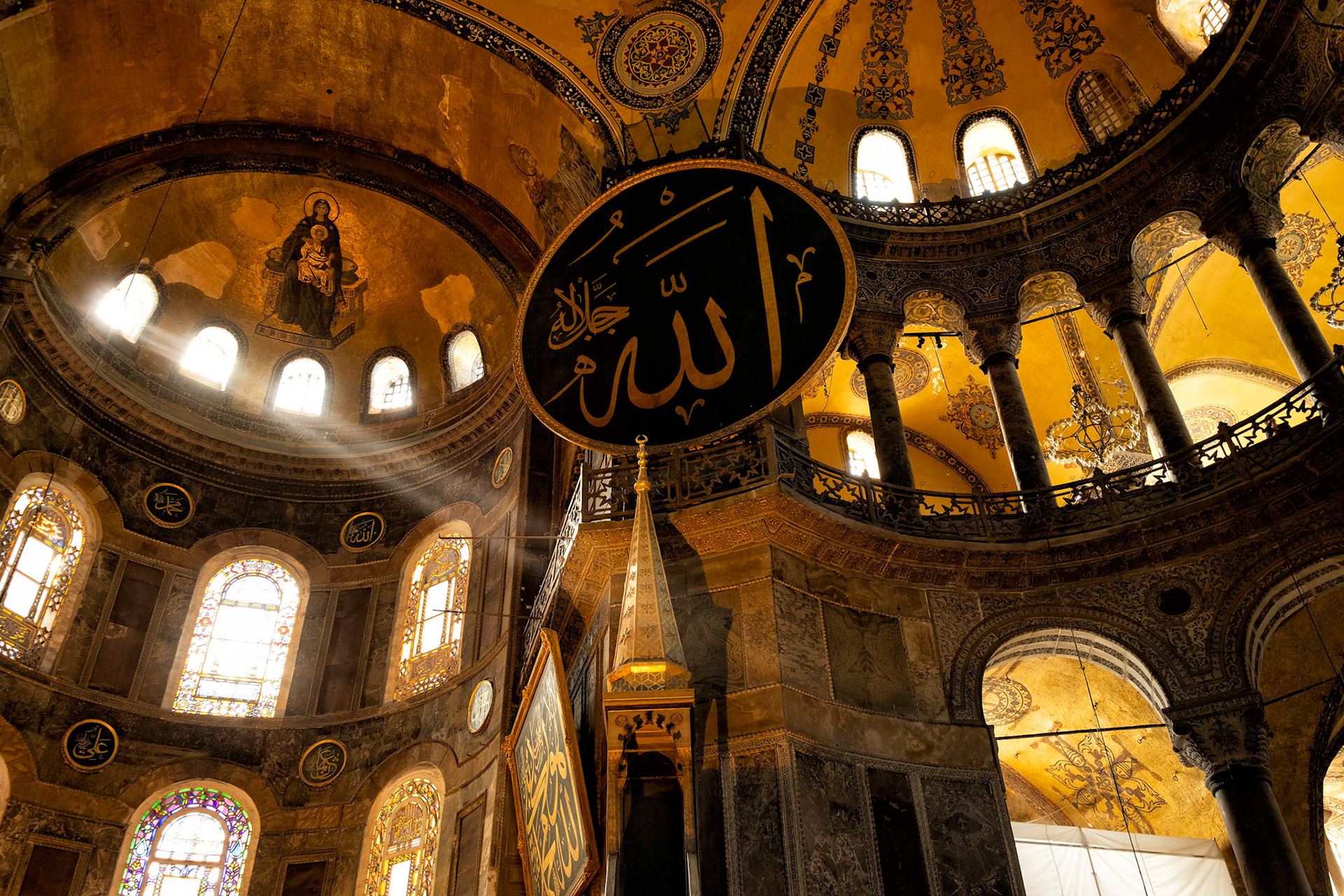 Aya Sofya Ray of Light - Istanbul, Turkey